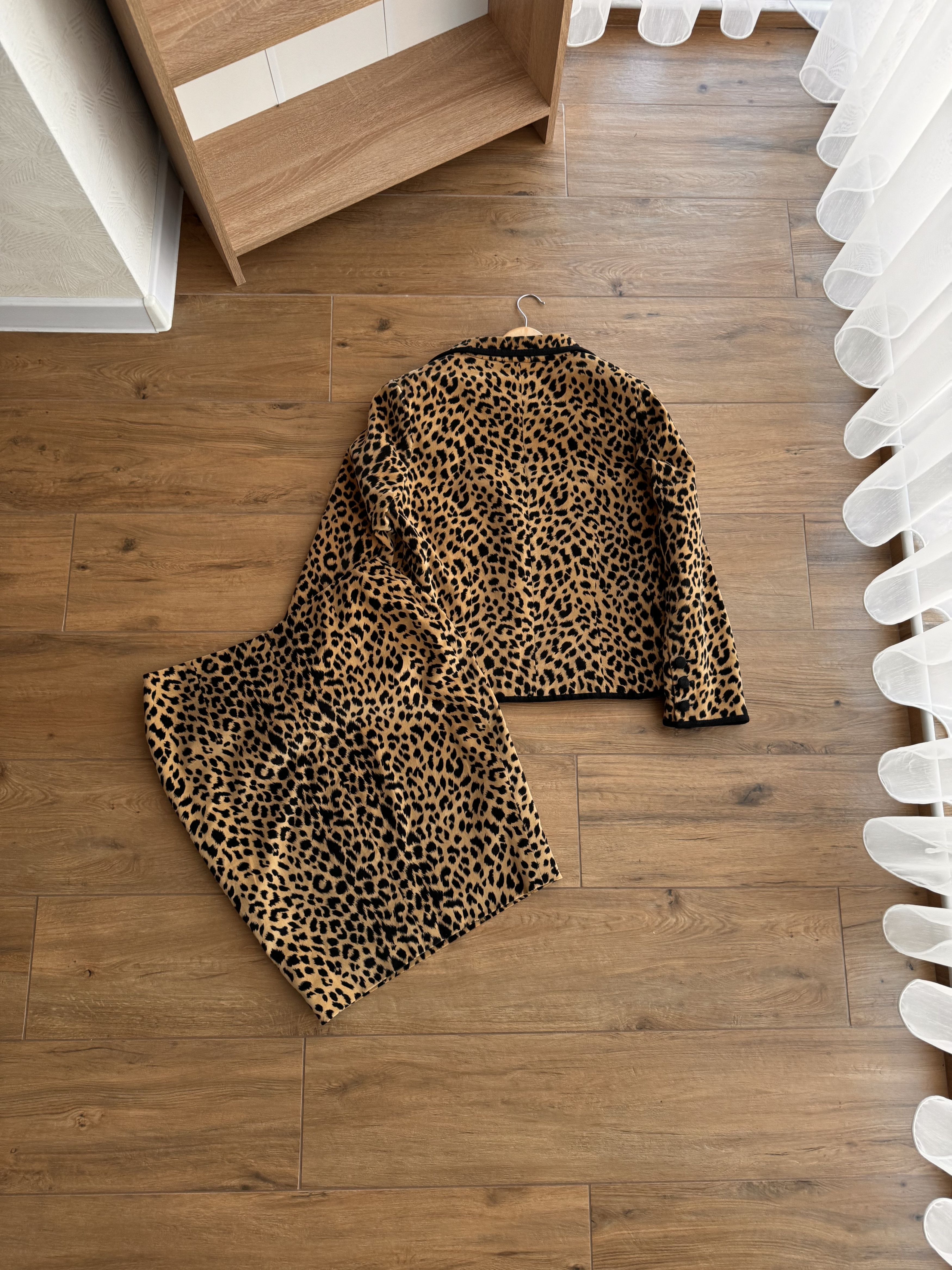 Japanese Brand Vintage Hella Barbara Rank Leopard Glamour Luxury Skirt Suit Size M / US 6-8 / IT 42-44 - 10 Thumbnail