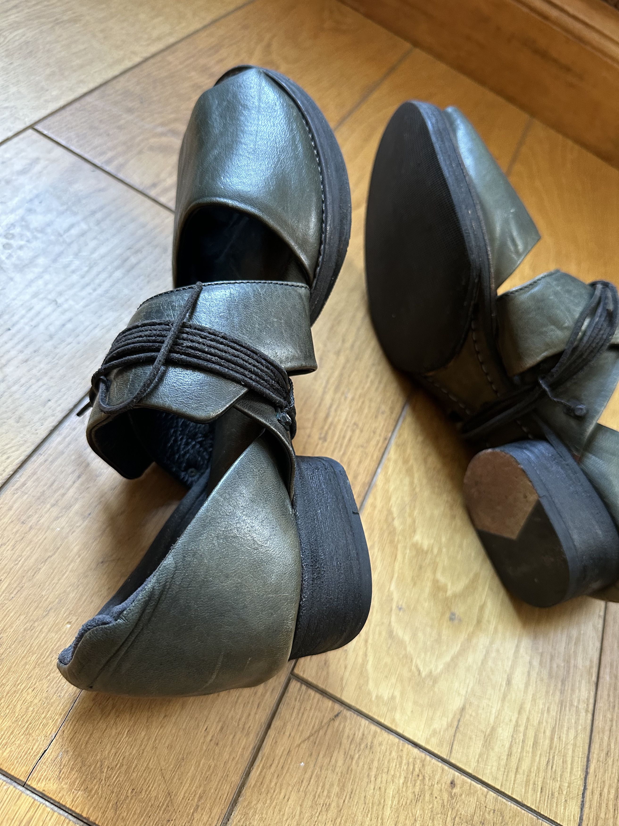 Devoa Guidi Olive Sandals Fits JP 42 Fits US 9-8.5 Size US 9 / EU 42 - 23 Thumbnail