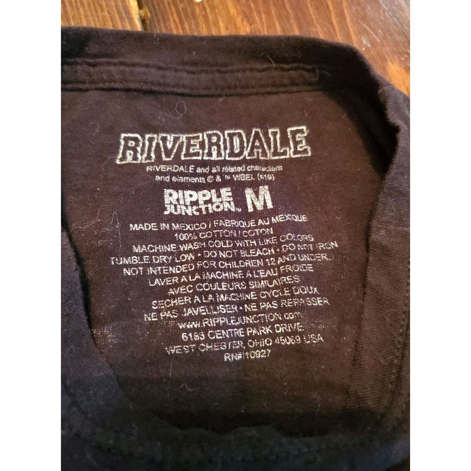 Ripple Junction VINTAGE Riverdale TV Show South Side Serpents Official Women's Juniors T-Shirt M Size M / US 6-8 / IT 42-44 - 4 Thumbnail