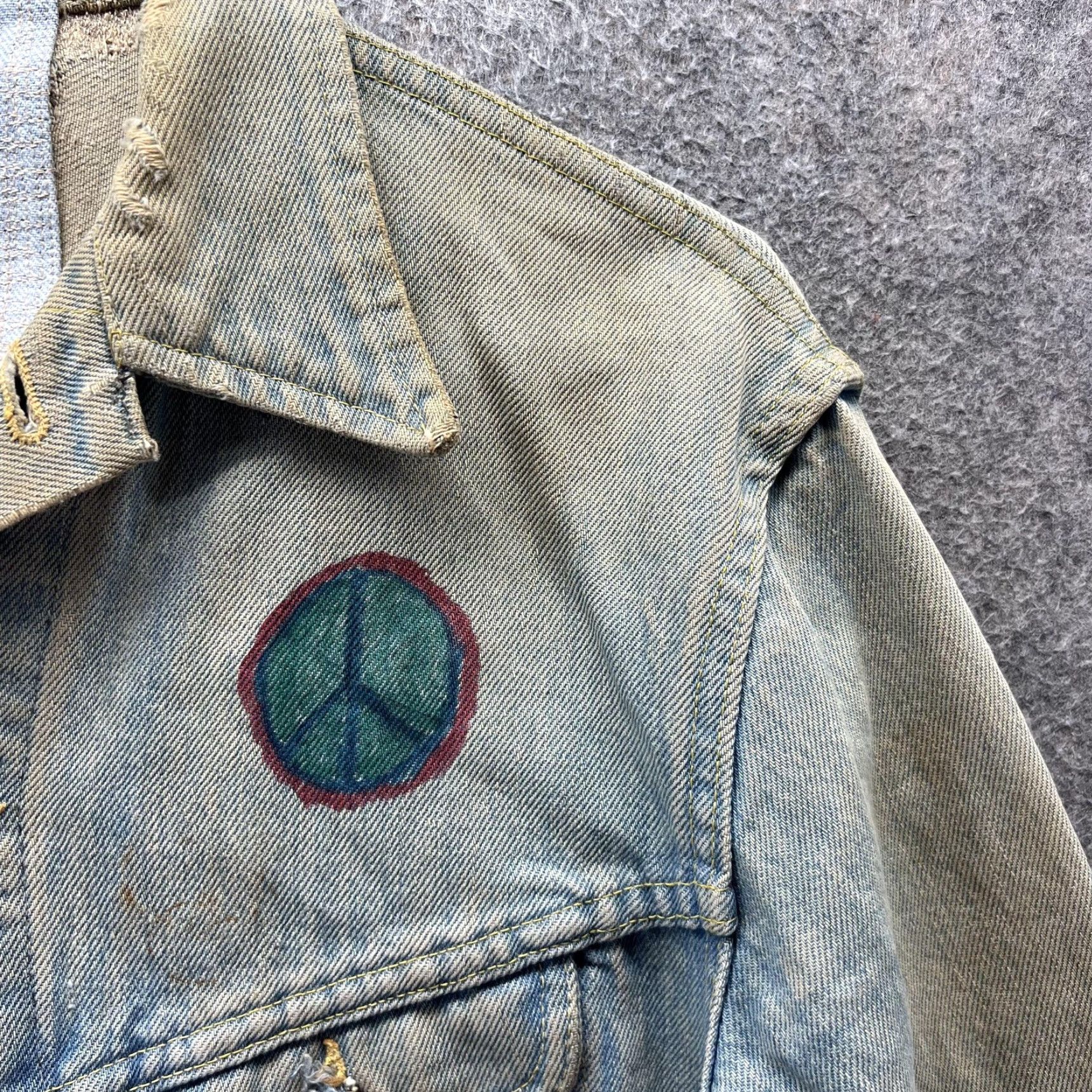 Lee VINTAGE Lee Riders Jacket Men Small Blue Denim Hand Painted Peace Hippie USA 70s Size US S / EU 44-46 / 1 - 3 Thumbnail