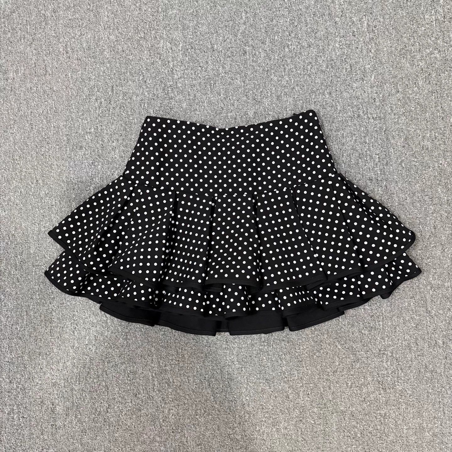Valentino Valentino Black Silk Wool Blend Polka Dot Skirt 40 99 New Size 27" / US 4 / IT 40 - 1 Thumbnail