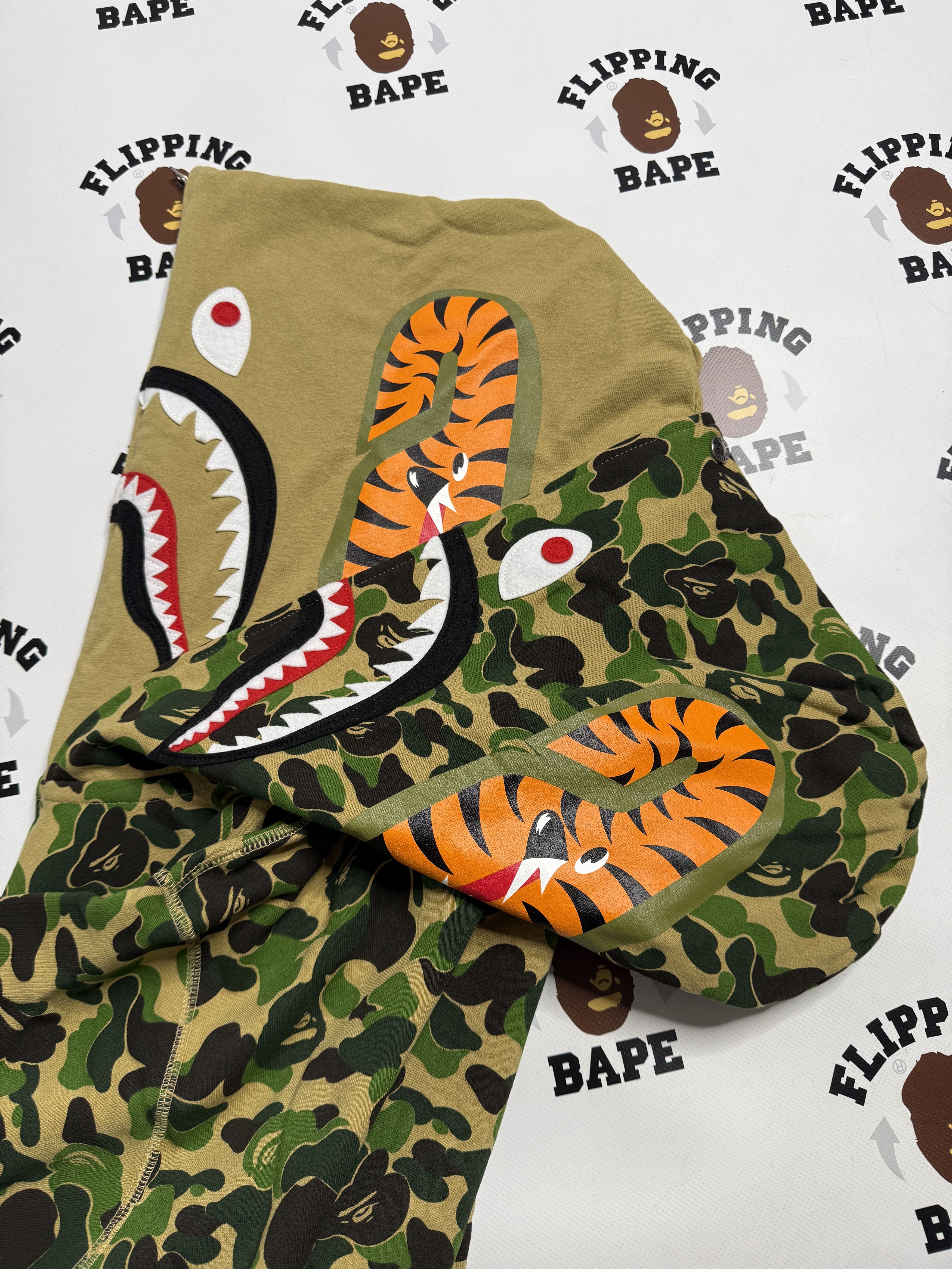 Bape BAPE ABC CAMO DOUBLE SHARK FULL ZIP HOODIE Size US S / EU 44-46 / 1 - 7 Thumbnail