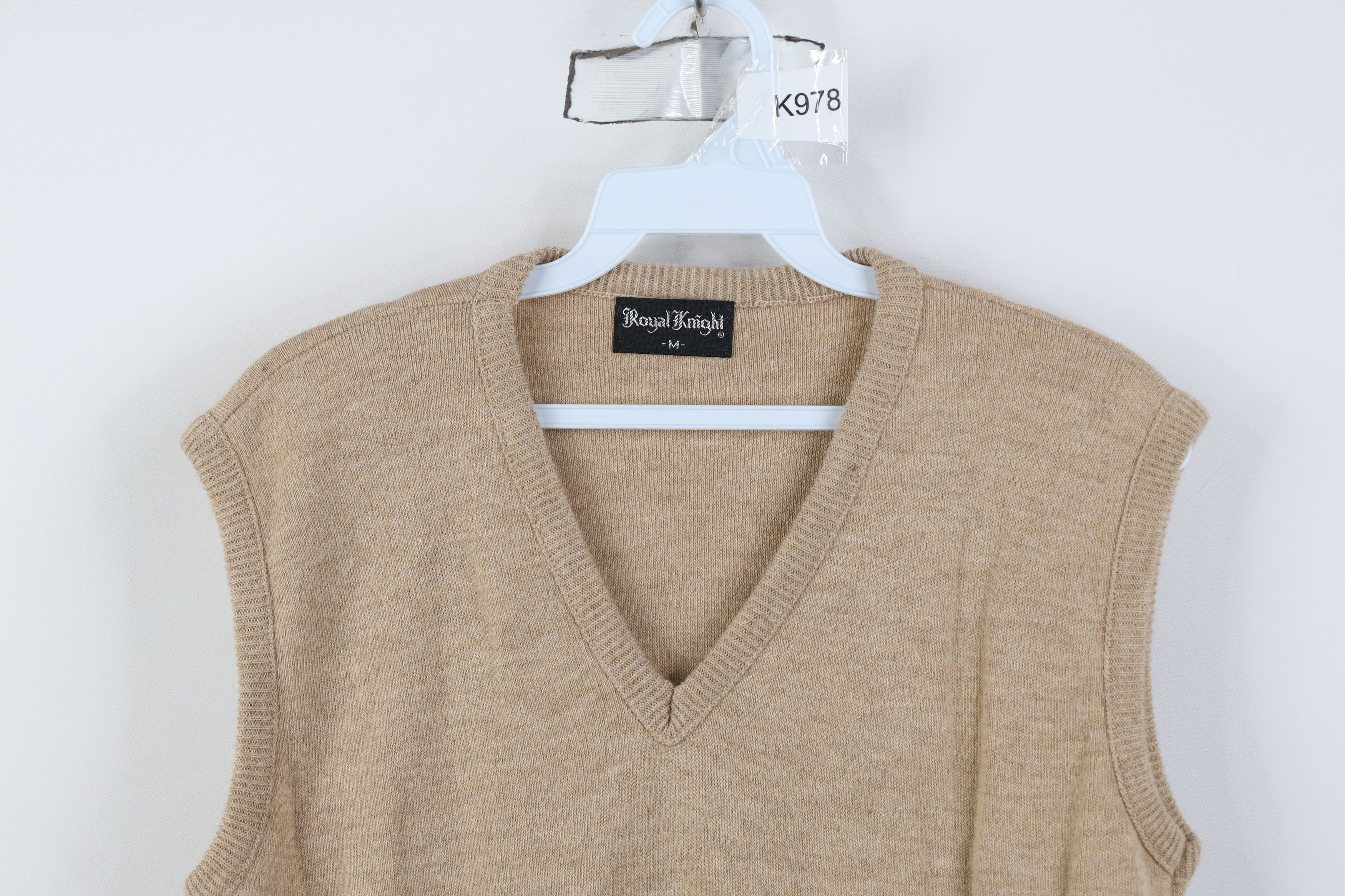 Vintage Vintage 70s Streetwear Knit V-Neck Sweater Vest Beige USA Size US M / EU 48-50 / 2 - 2 Thumbnail