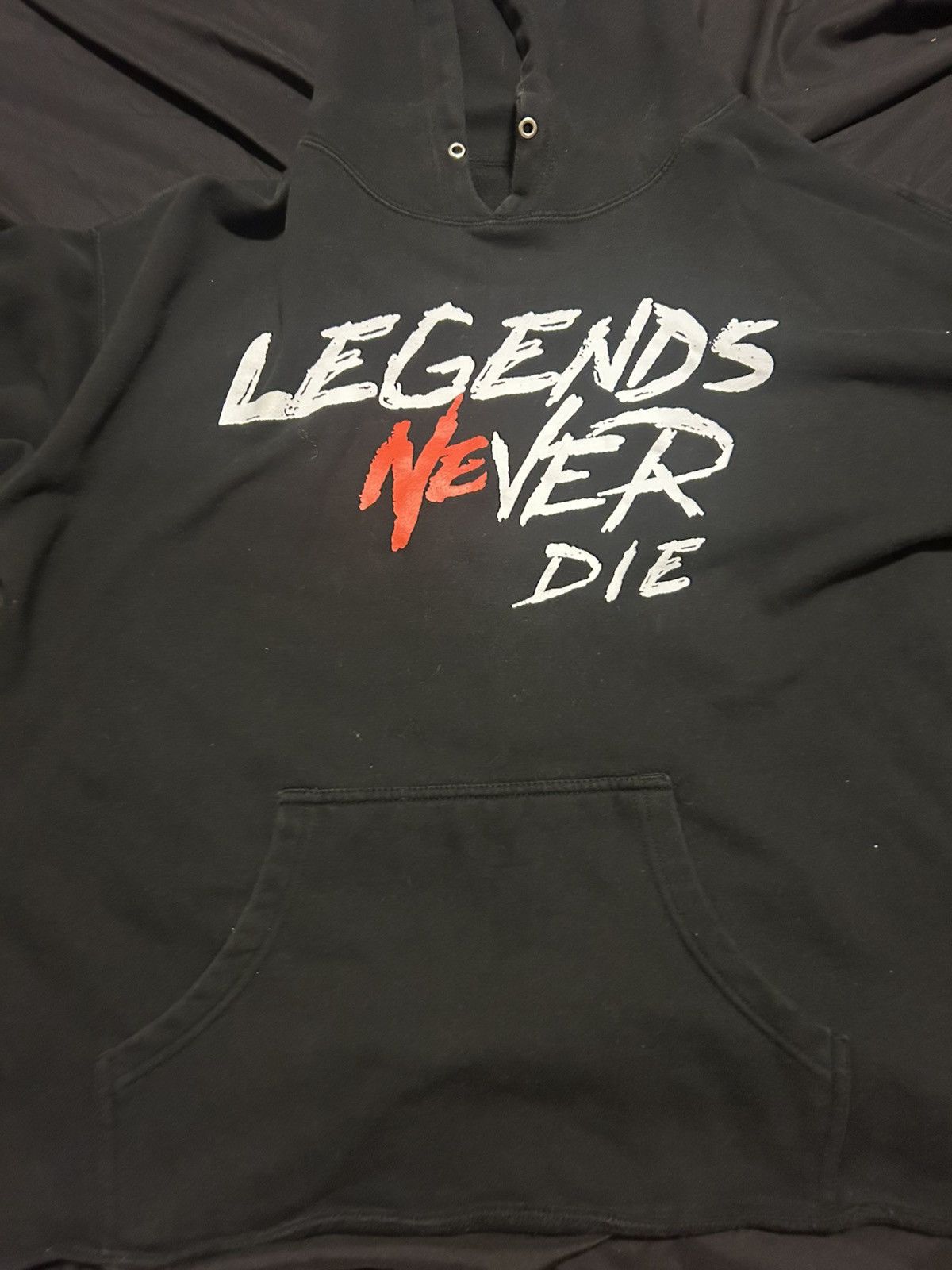 Juice Wrld X Faze Clan Legends Never Die Black Graphic hotsell Hoodie Men's Medium