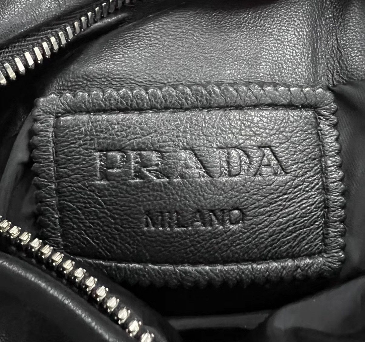 Prada Prada black triangle logo reversible leather jacket J41 Size US L / EU 52-54 / 3 - 6 Thumbnail