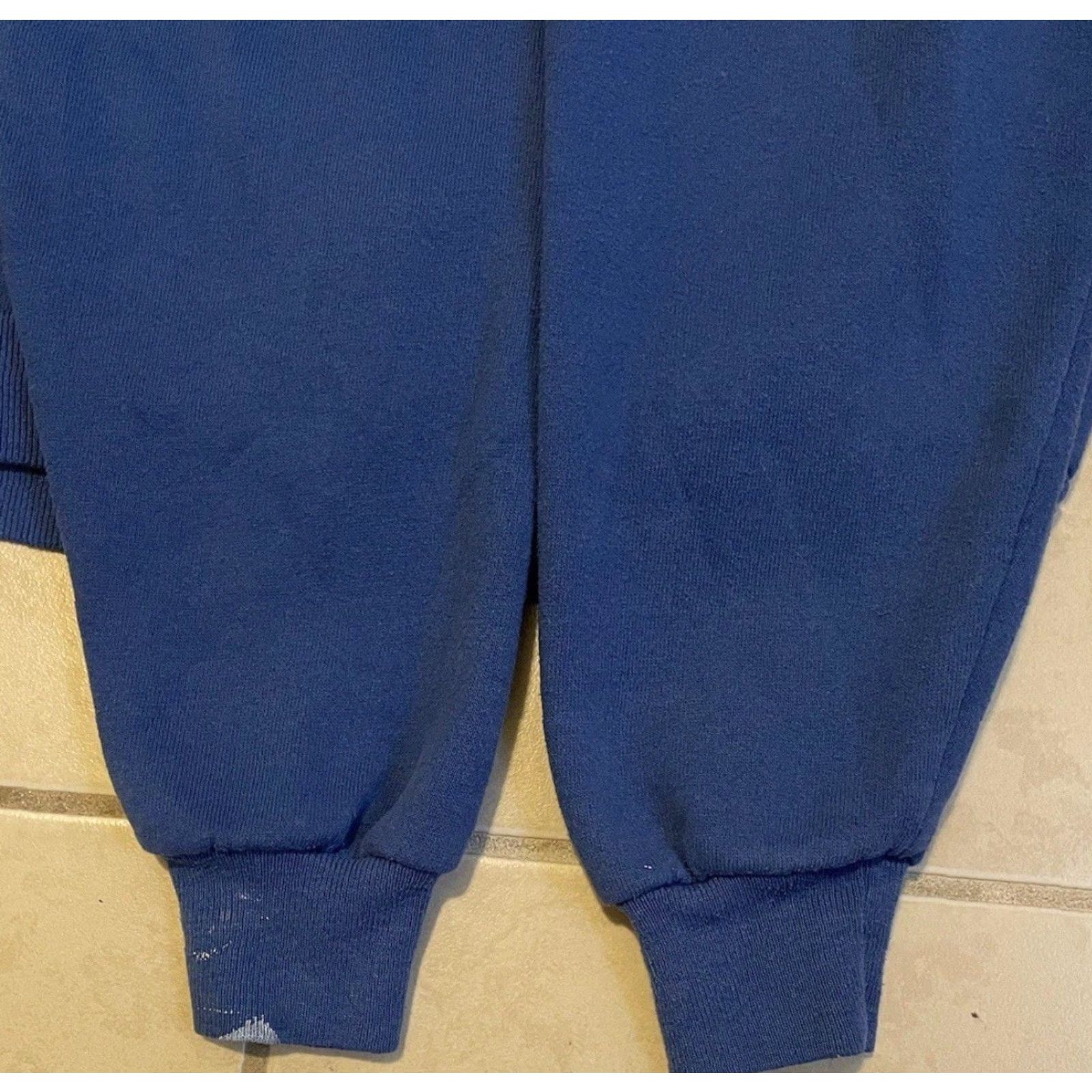 Vintage VINTAGE Alaska Faded Flag Sweatshirt M USA Star Snow Ski Biker Skate Grunge 80s 90s Motorcycle Men M Blue USA Sk sweatshirt Size US M / EU 48-50 / 2 - 3 Thumbnail