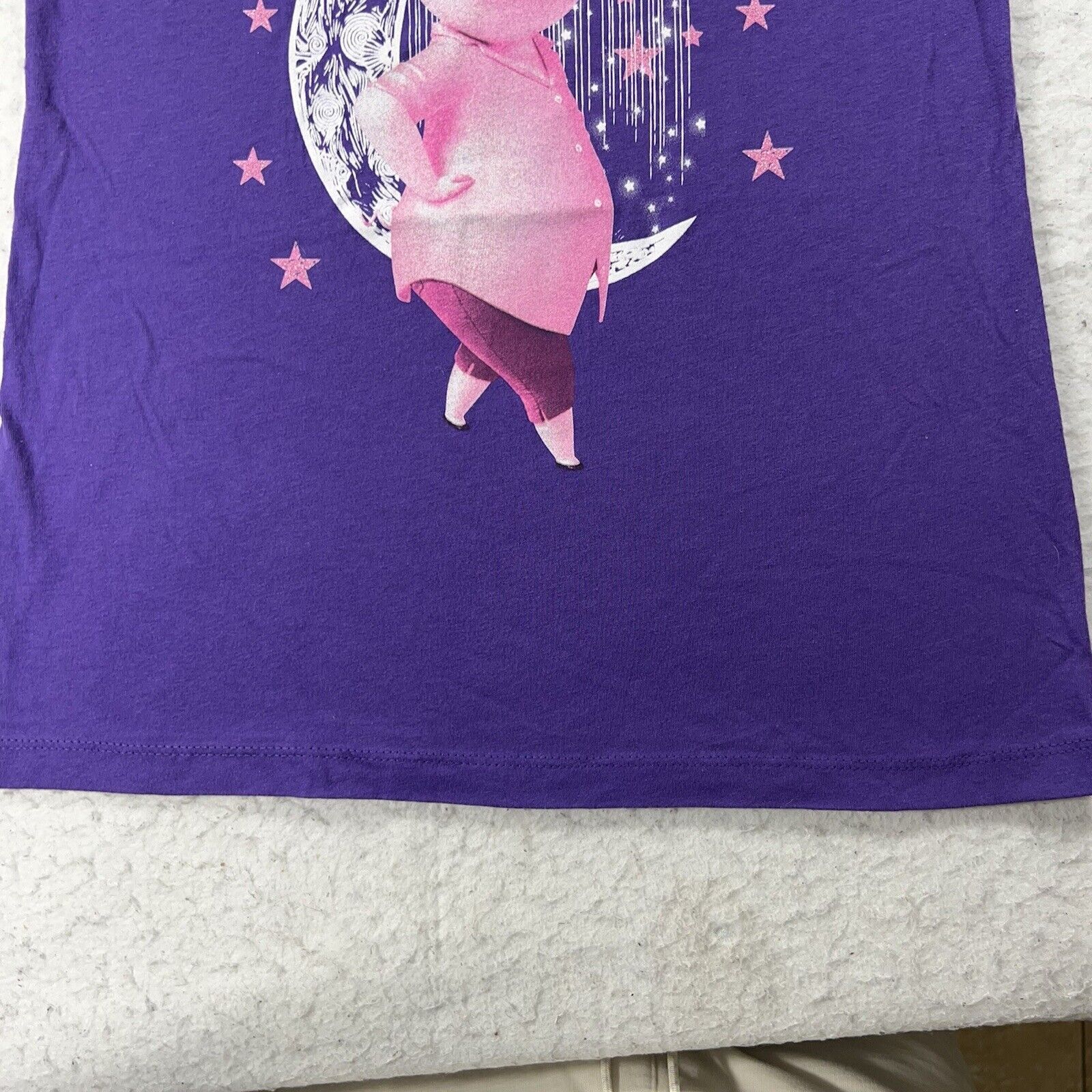 Other Universal Studios Medium SING V-Neck Purple Graphic T Shirt Size M / US 6-8 / IT 42-44 - 7 Thumbnail