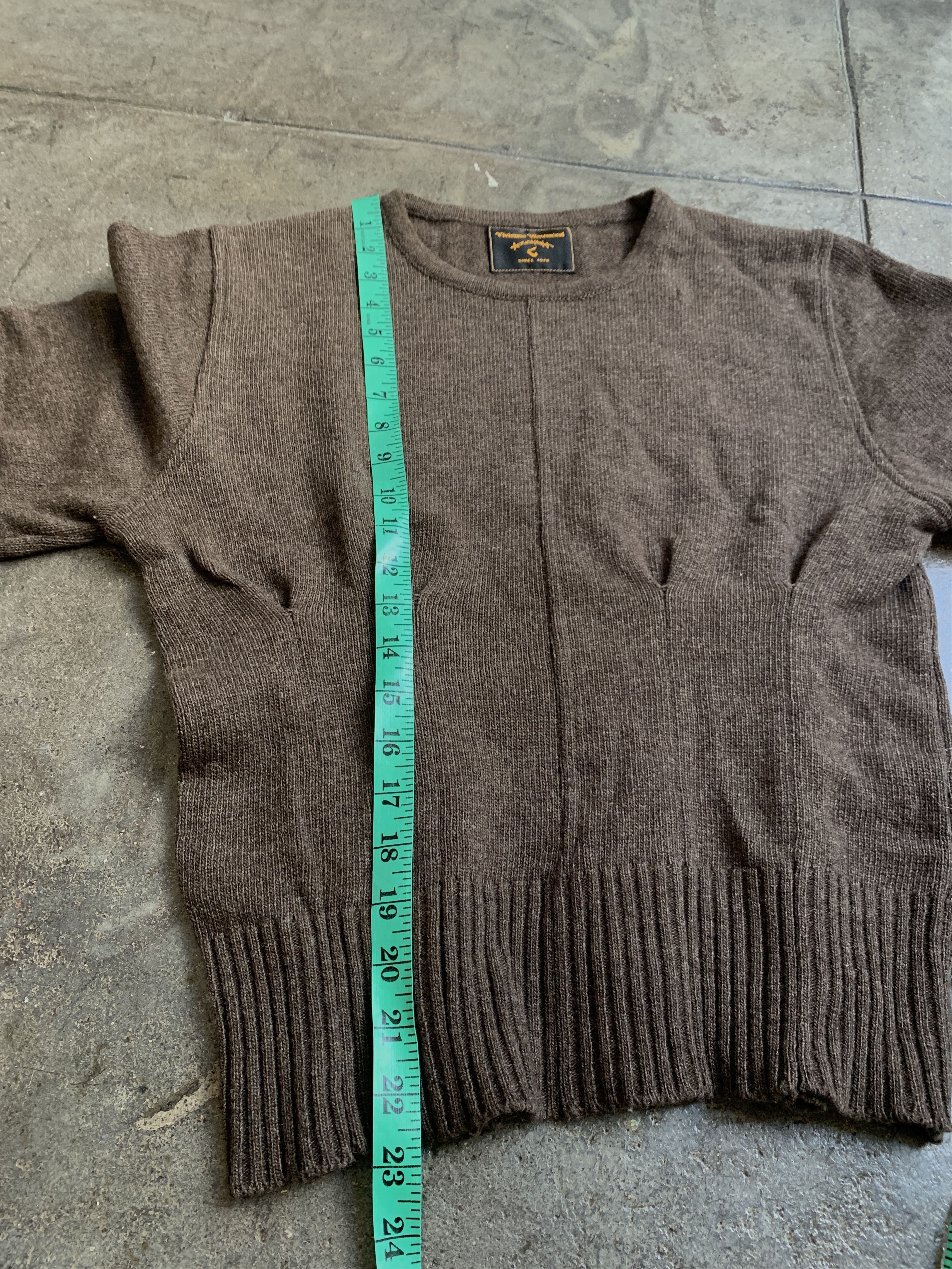 Vivienne Westwood Sinched Wool Sweater from early 2000's Size US M / EU 48-50 / 2 - 9 Thumbnail