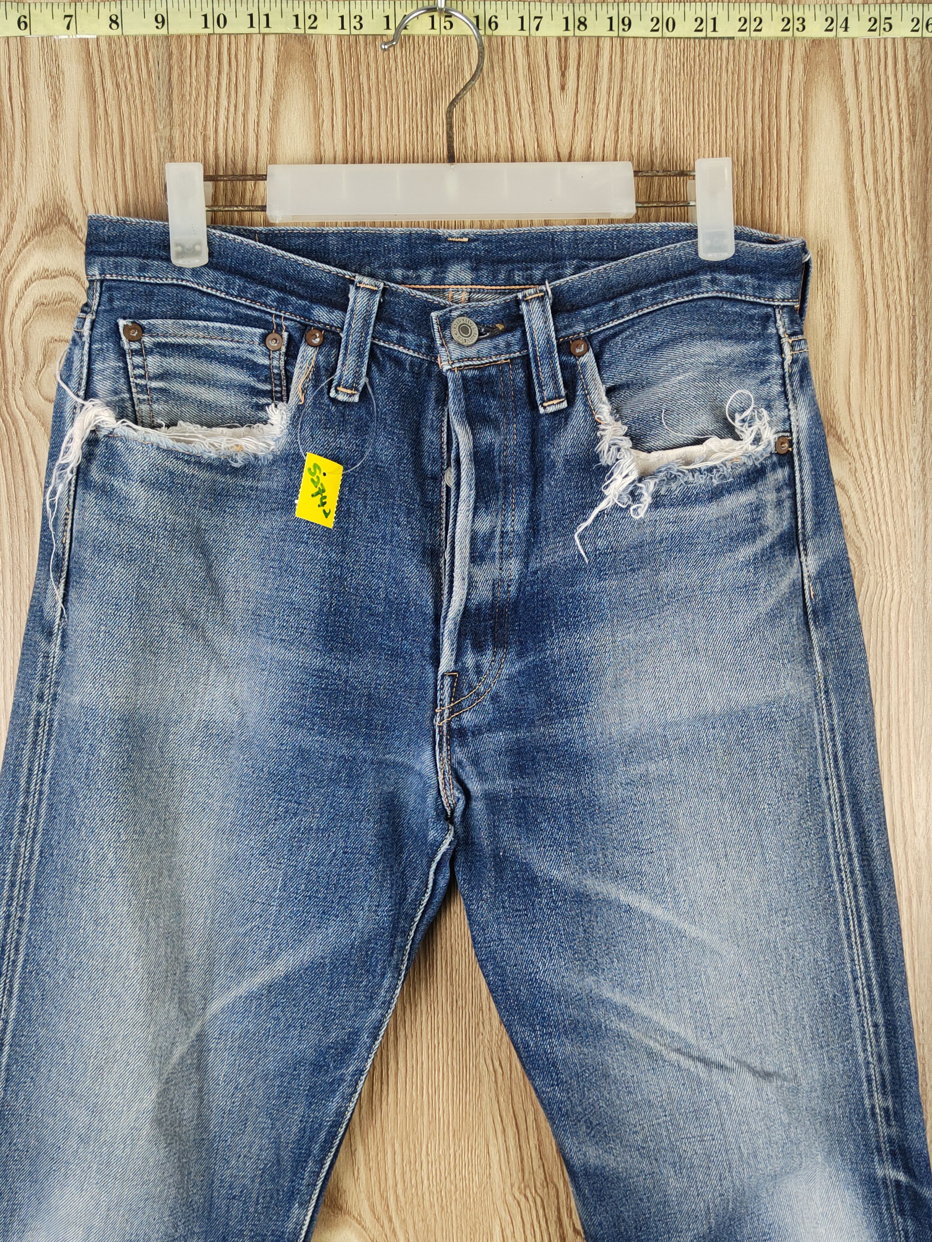 Levi's Levi's big E vintage Blue Distressed Ripped Jeans #S2742 Size US 32 / EU 48 - 2 Thumbnail