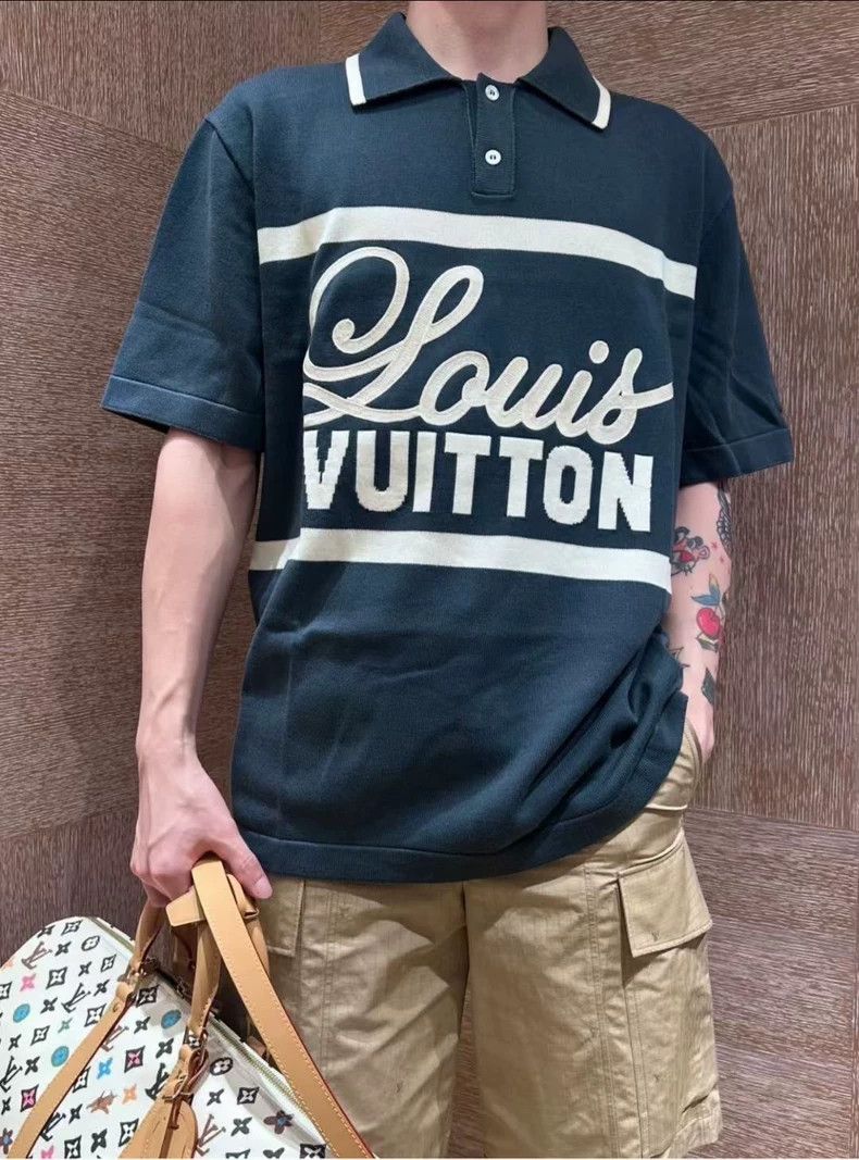 Louis Vuitton Louis Vuitton Dark green embroidered polo short sleeve 2501 Size US S / EU 44-46 / 1 - 8 Thumbnail