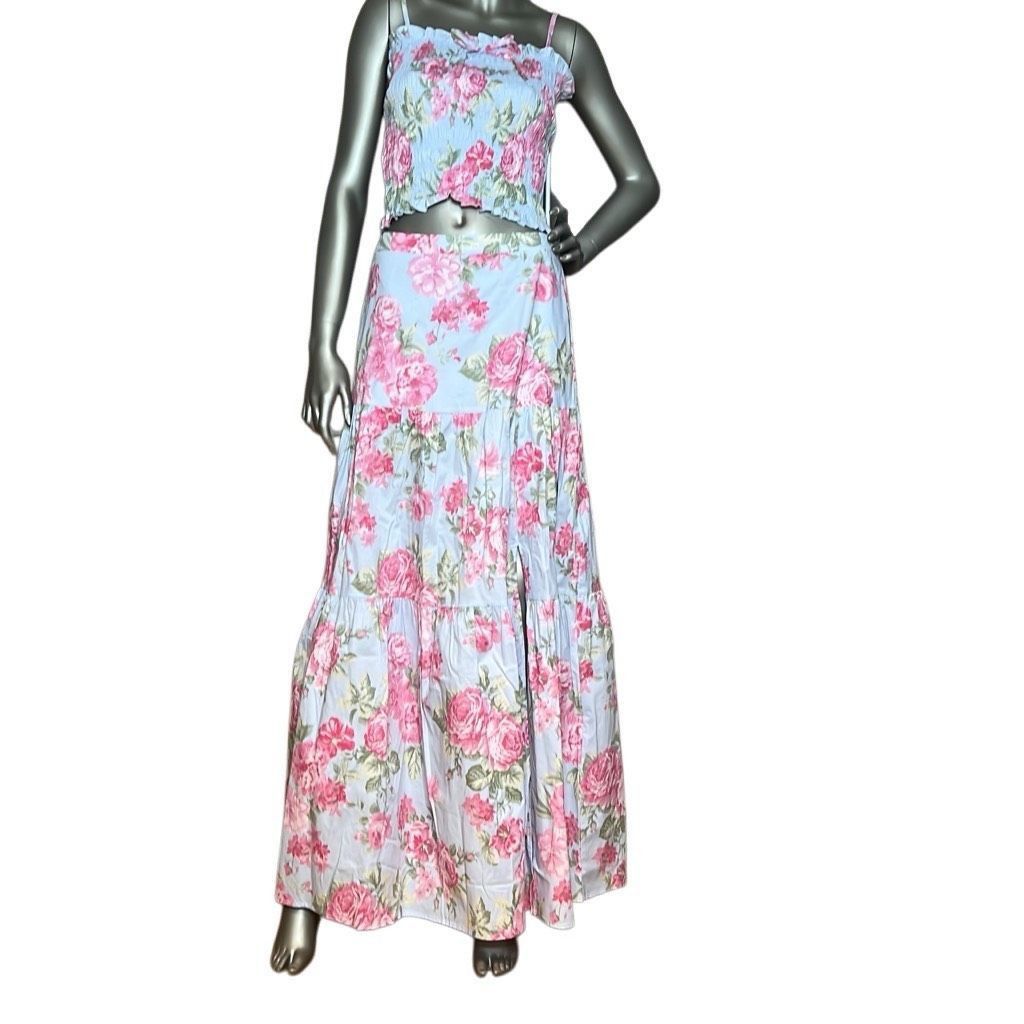 Other NWT WAYF Smock Tube Top and Maxi Tiered Skit Set Floral (011) Size XS / US 0-2 / IT 36-38 - 1 Thumbnail