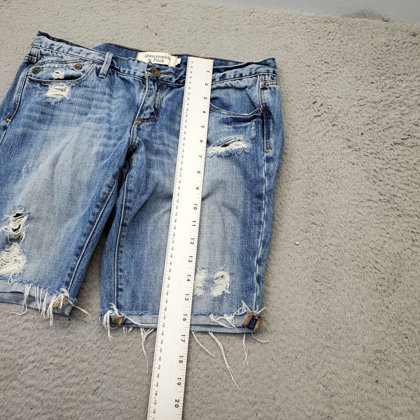 Abercrombie & Fitch Abercrombie & Fitch Denim Shorts Women 4 Blue Cuffed Faded Distressed Frayed Hem Size 27" / US 4 / IT 40 - 4 Thumbnail
