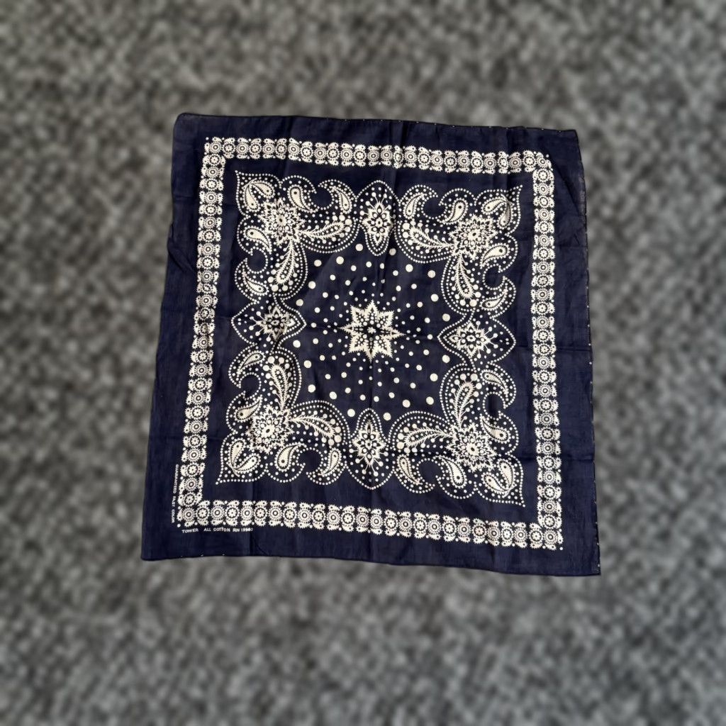 Vintage VINTAGE Tower Handkerchief Blue Paisley USA Made Cotton Patterned Unisex 60s Bandana USA Western Men Women 21.5”x22.25” Size ONE SIZE - 1 Thumbnail