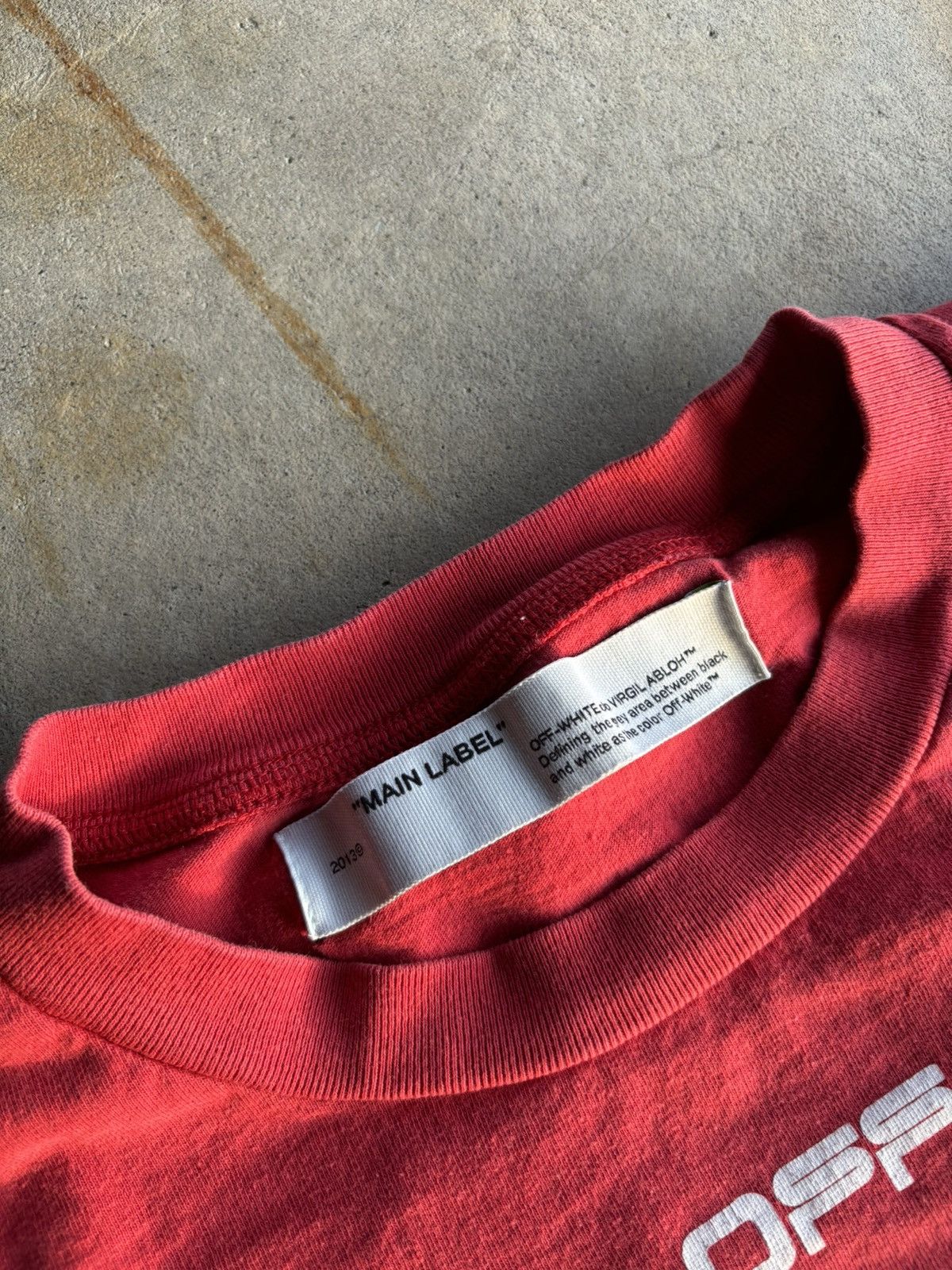 Off-White Crazy 2013 Cabin Baggage Authentic Boxy Faded Red Hype Tee Size US L / EU 52-54 / 3 - 4 Thumbnail