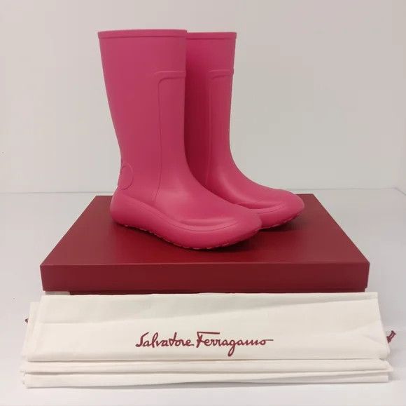 Salvatore Ferragamo Ferragamo Women's Gancini Detail Pink Rain Boots - Size 9 Size US 9 / IT 39 - 1 Thumbnail