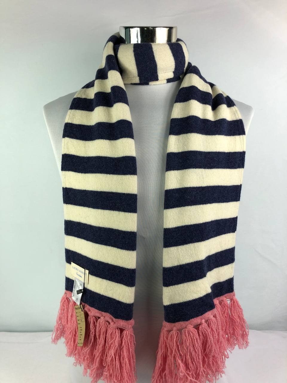 Laura Ashley Laura Ashley Scarf / Muffler / Neckwear FS203 Size ONE SIZE - 1 Thumbnail