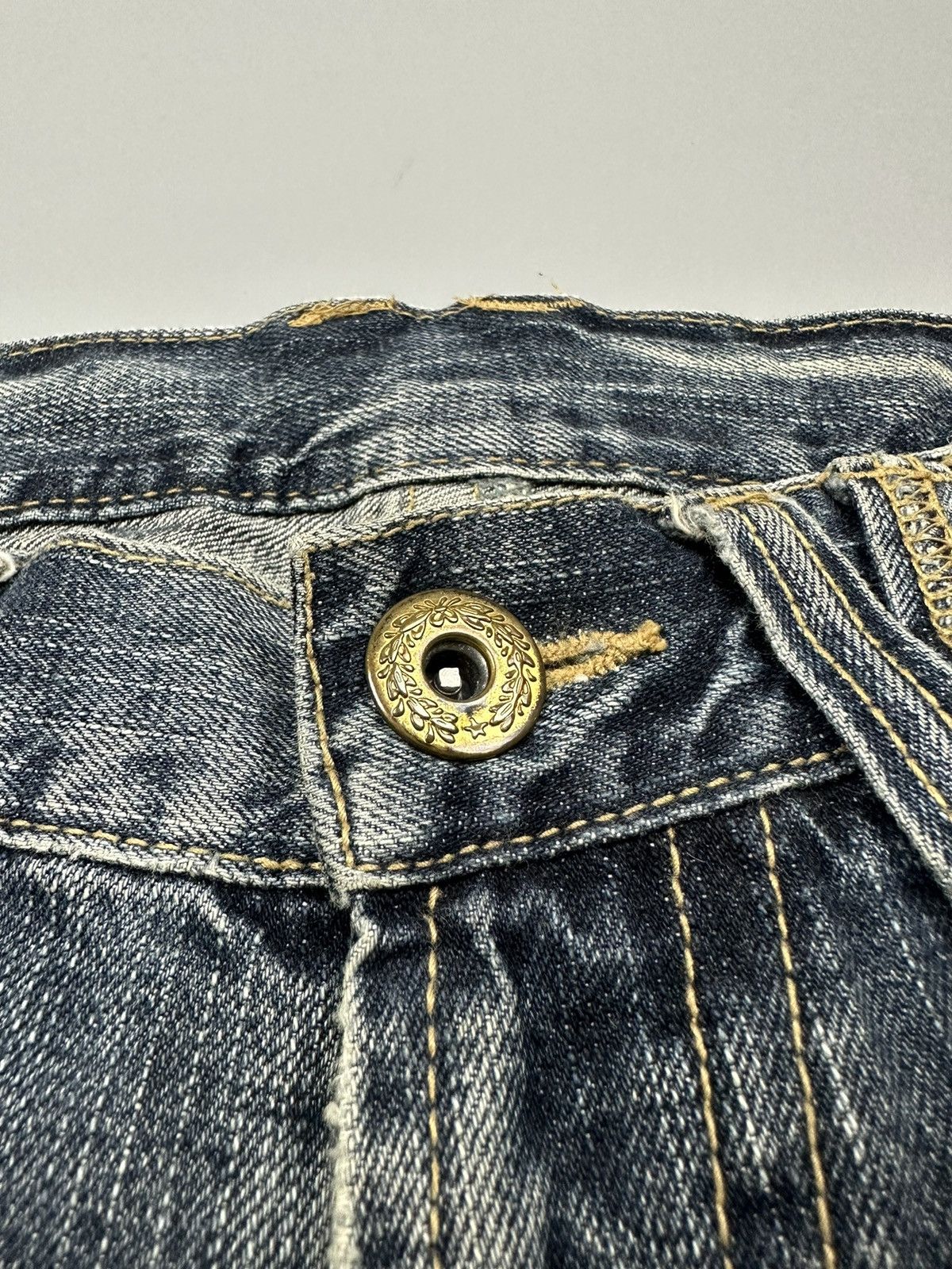 If Six Was Nine Distressed Denim Lightning Flare Jeans Size US 33 - 7 Thumbnail
