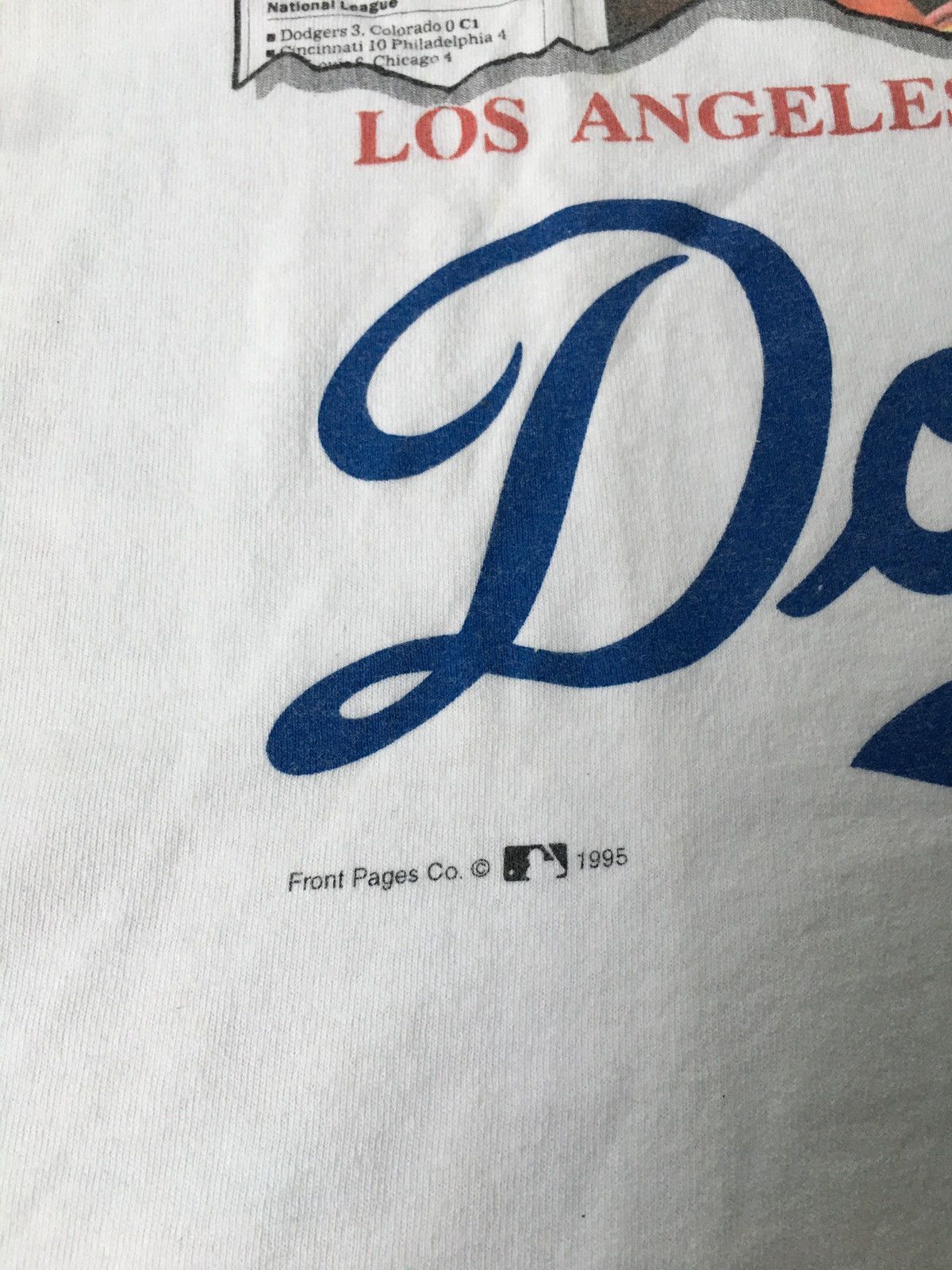 MLB Vintage Hideo Nomo LA Dodgers Tee Size US L / EU 52-54 / 3 - 3 Thumbnail