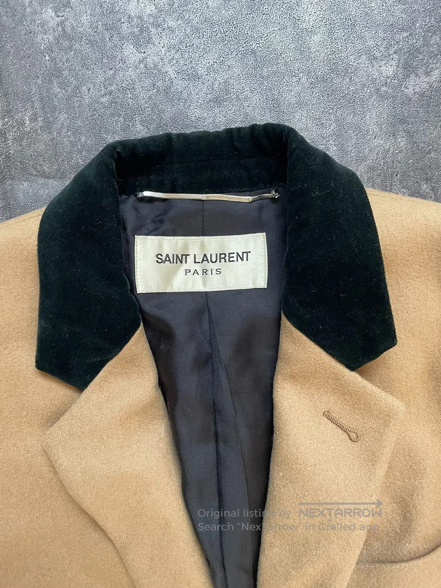 Saint Laurent Paris Saint Laurent Beige Coat w/ Black Collar. Size US S / EU 44-46 / 1 - 4 Thumbnail
