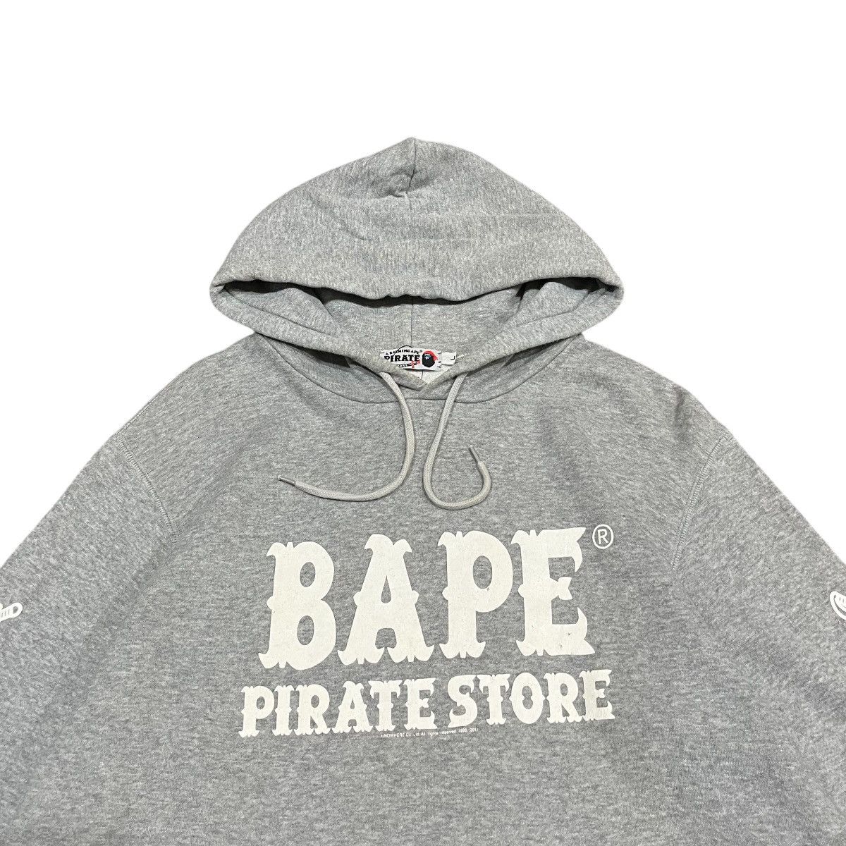 Bape A Bating Ape Pirates Store NOWHERE All Rights 1993/2001 Size US L / EU 52-54 / 3 - 3 Thumbnail