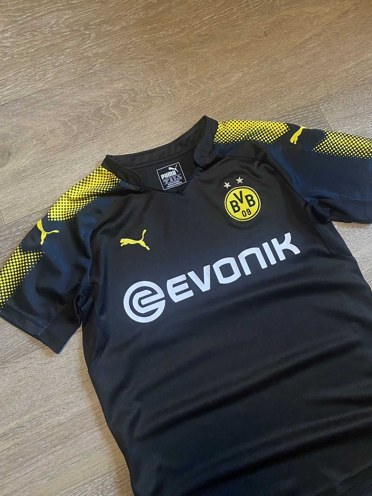 Puma × Vintage Vintage Borussia Dortmund 2017/2018 Away KIDS Size L Size US L / EU 52-54 / 3 - 9 Thumbnail