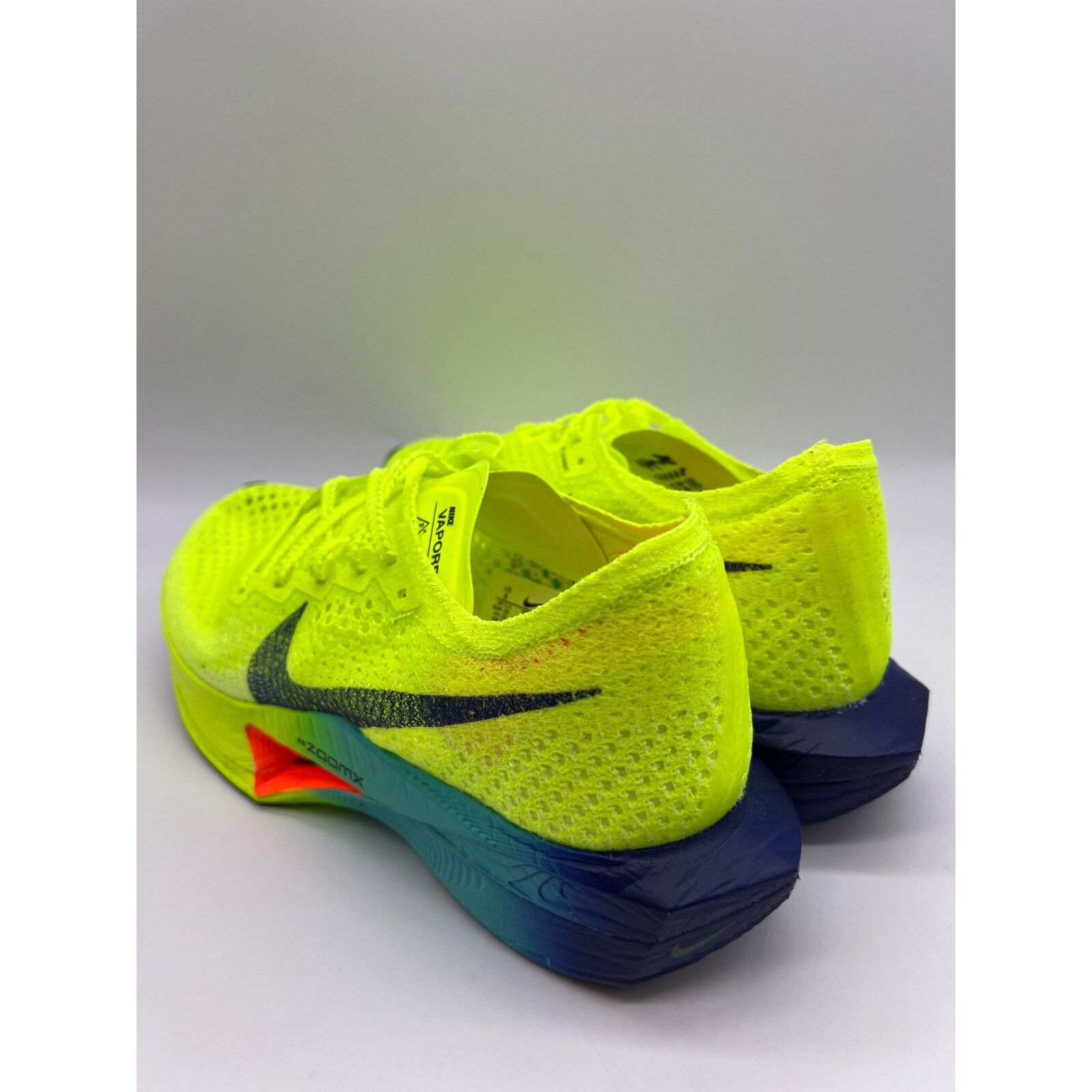 Nike Nike ZoomX Vaporfly 3 Fast Pack DV4130-700 Women’s Size 8 Size US 8 / IT 38 - 7 Thumbnail