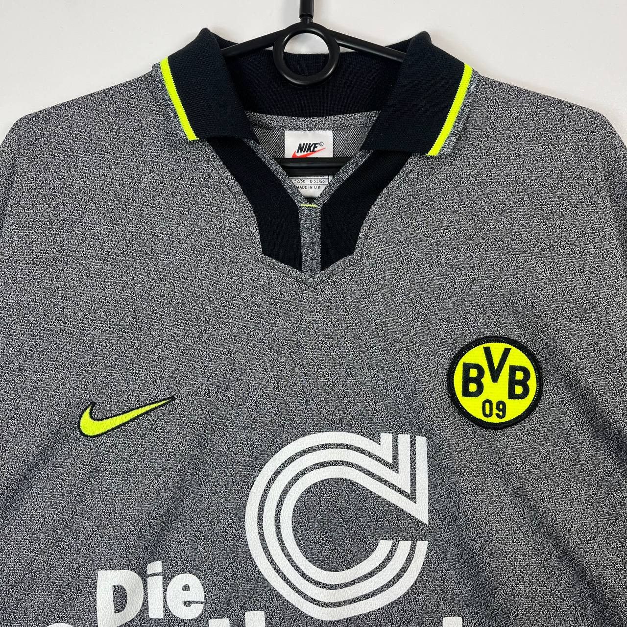 Nike Vintage Borussia Dortmund 1990s Nike BVB 09 Sweatshirt Sz L Size US L / EU 52-54 / 3 - 2 Thumbnail
