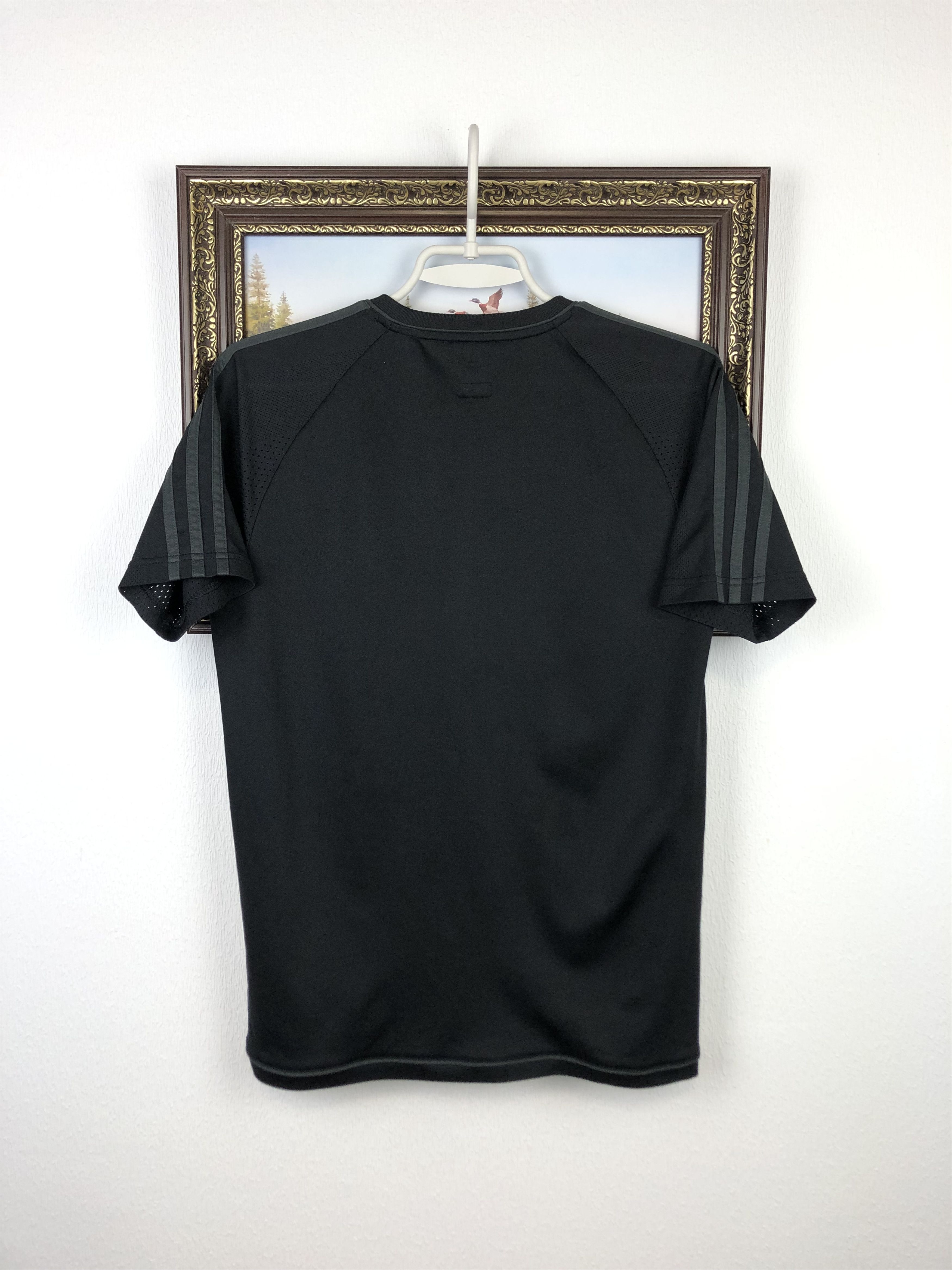 Adidas Real Madrid Football Shirt Soccer Black Jersey Adidas Size US XS / EU 42 / 0 - 7 Thumbnail