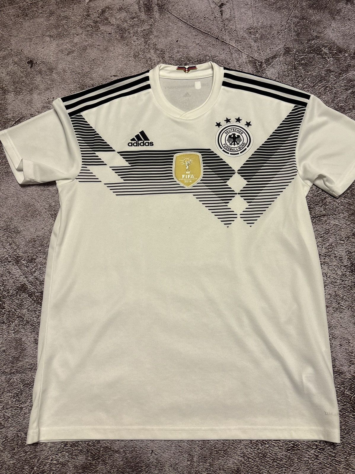 Adidas Adidas German Football Shirt White Jersey 2018 Soccer Greman Size US M / EU 48-50 / 2 - 1 Thumbnail