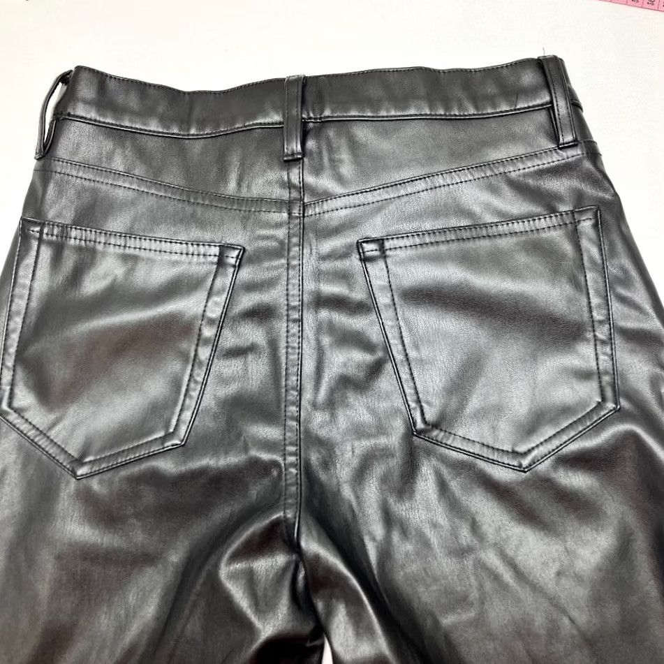 Vintage VINTAGE Altar'd State Black Faux Leather Pants High Rise Straight Leg 5 Pocket Size 27/5 Size 27" / US 4 / IT 40 - 7 Thumbnail