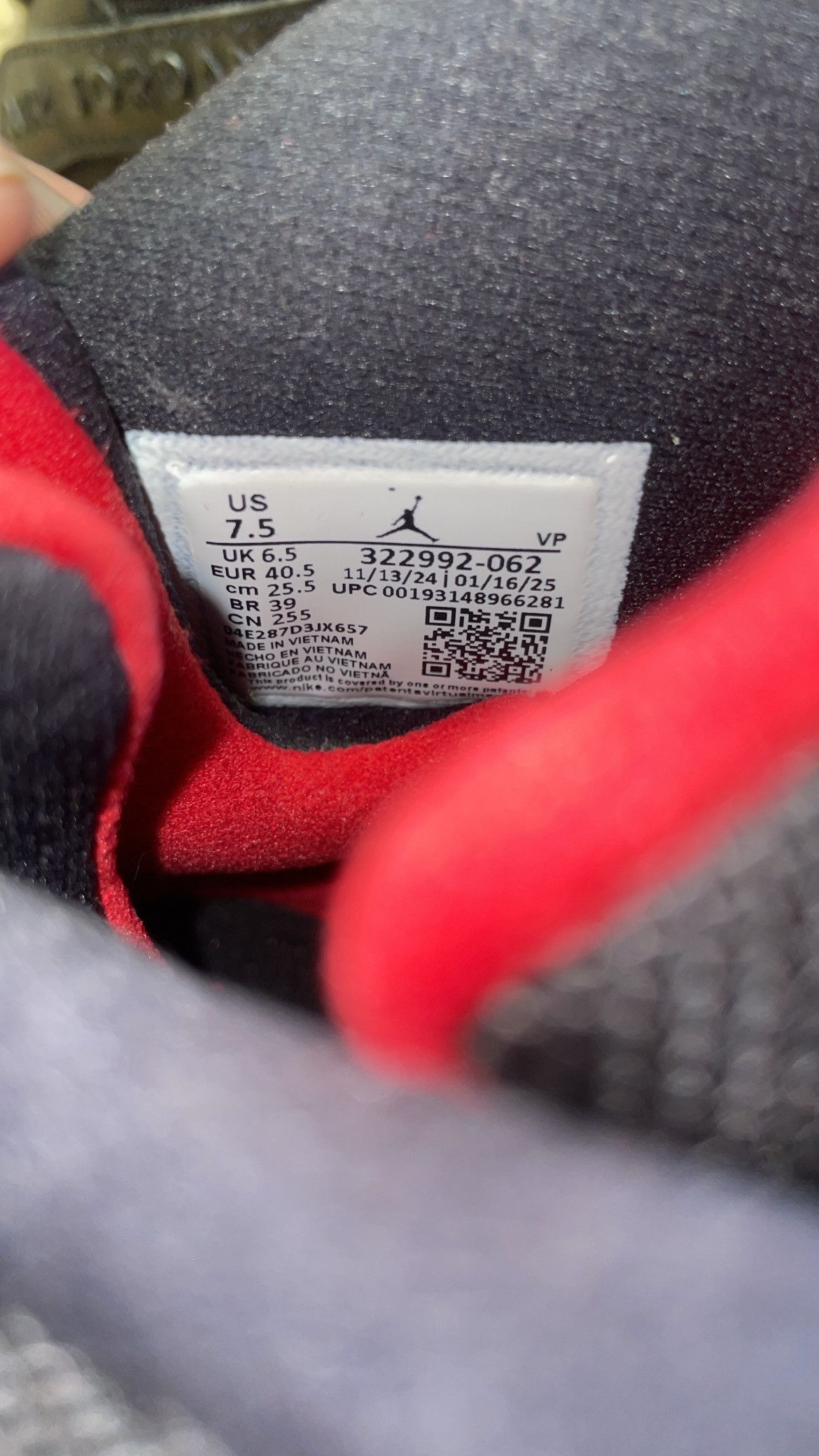 Jordan Brand Nike Air Jordan 6 Rings "Bred" – Black / Varsity Red / White Size US 7.5 / EU 40-41 - 2 Thumbnail