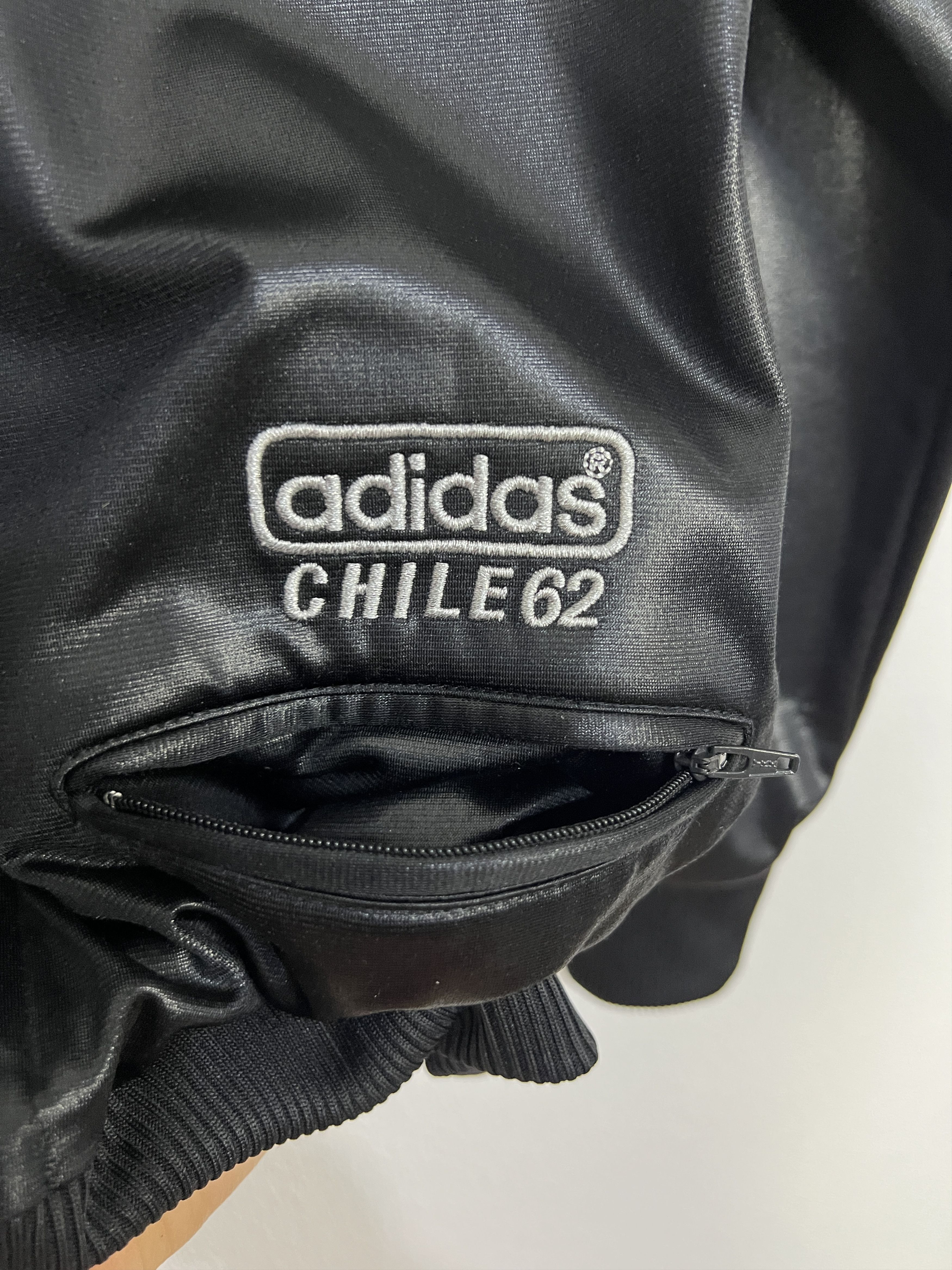 Adidas Vintage Adidas Originals Chile 62 Jacket Mens Rare Track Top Size US S / EU 44-46 / 1 - 5 Thumbnail