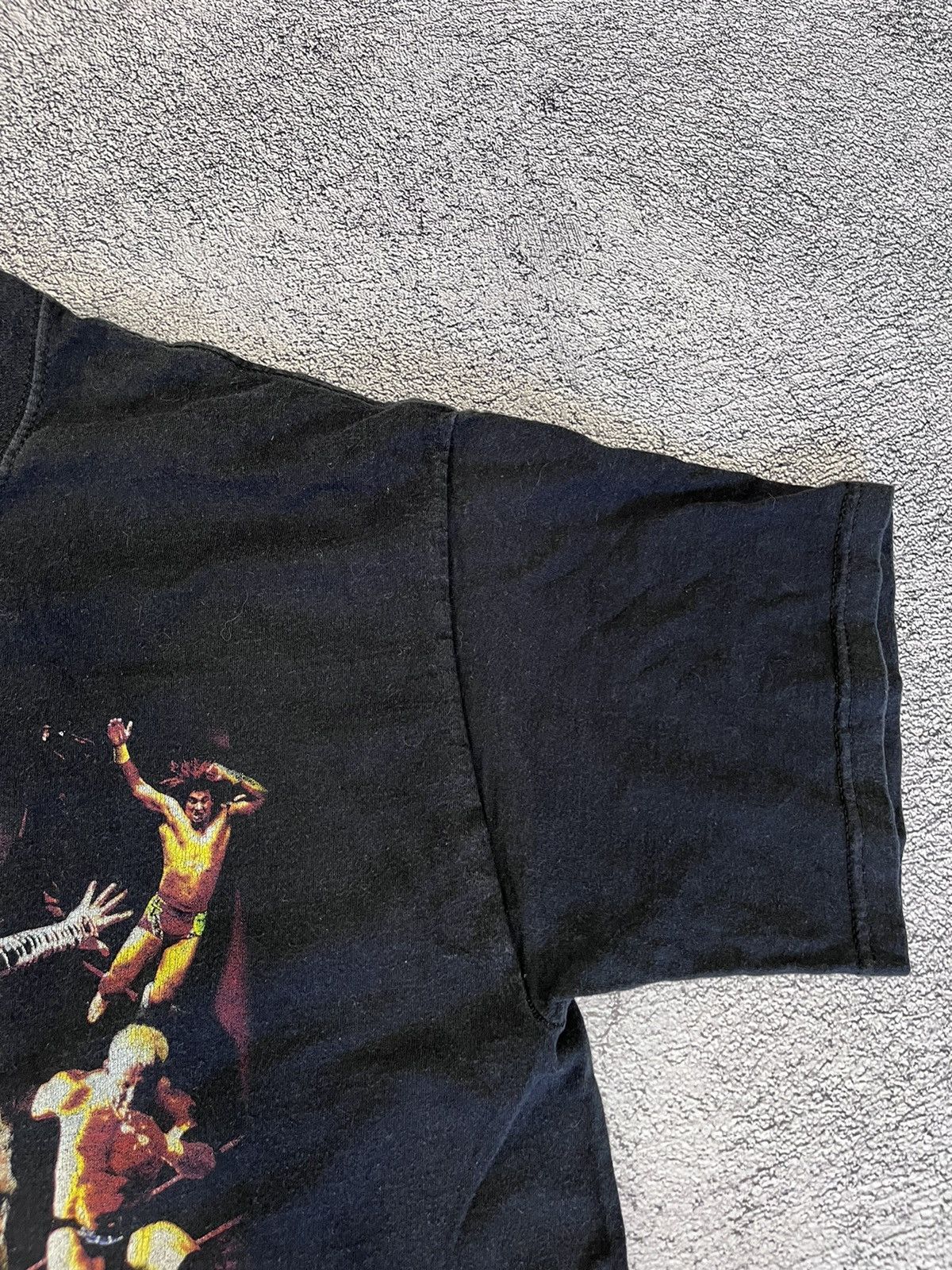 WWE Fruit Of The Loom Mens T -Shirt Vintage Wrestling WWE RAW Size US M / EU 48-50 / 2 - 11 Thumbnail