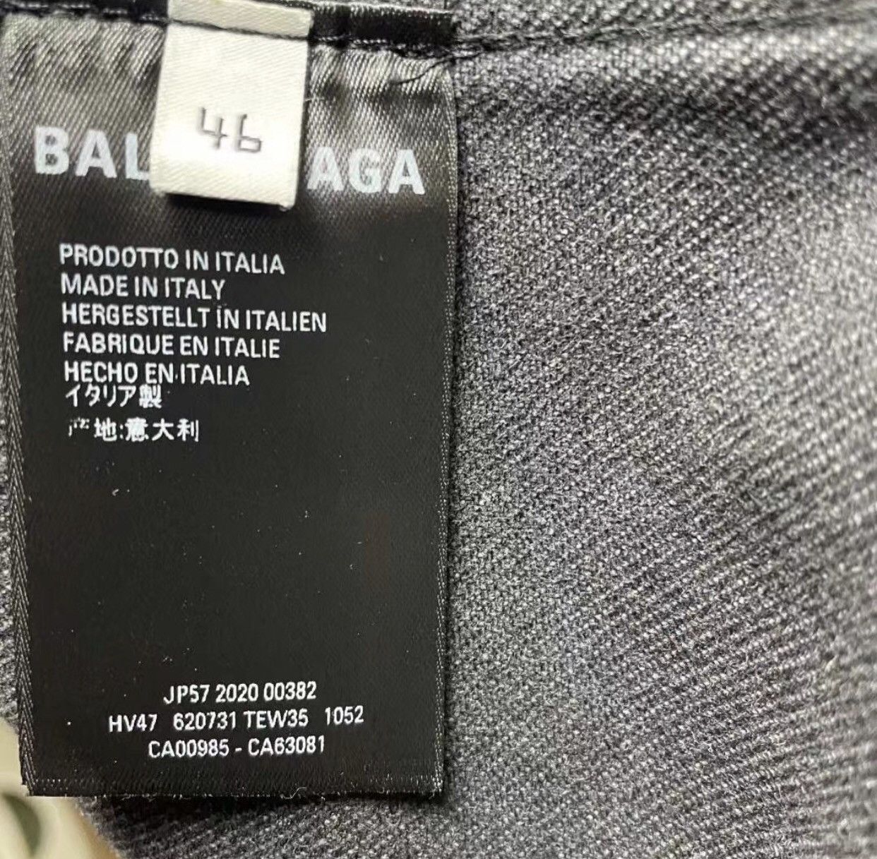 Balenciaga Balenciaga black and white TV show full of logo denim jacket Size US S / EU 44-46 / 1 - 4 Thumbnail