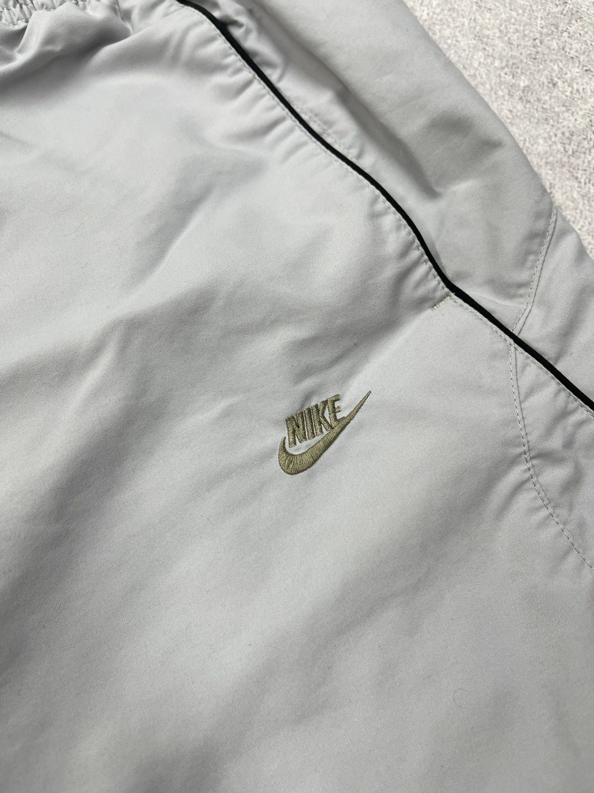 Nike Vintage Nike Sportswear Shorts Grey Drill Y2K ACG TN Size US 38 / EU 54 - 5 Thumbnail