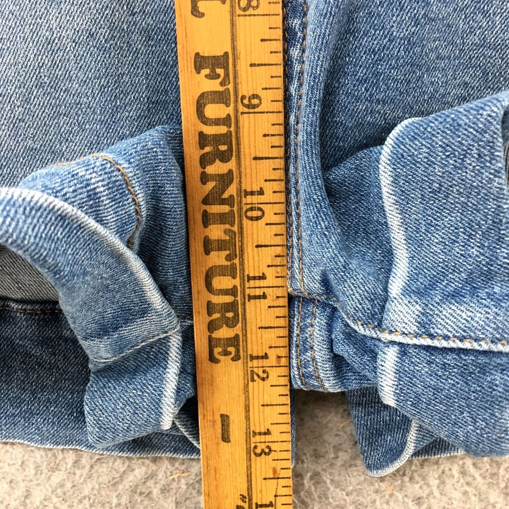 American Eagle Outfitters American Eagle Outfitters Mom Shorts Womens 6 Blue Medium Wash Denim Cuffed Button Size 28" / US 6 / IT 42 - 6 Thumbnail