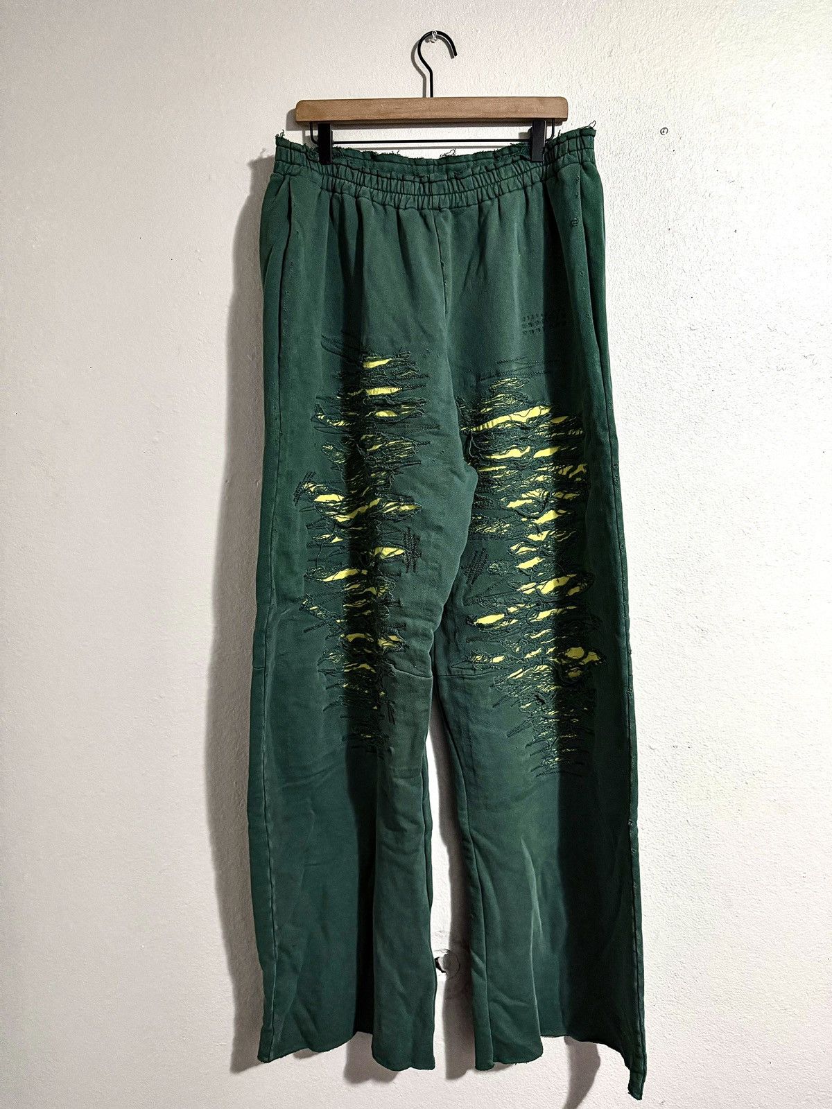 MM6 Margiela MM6 Destroyed/Distressed Green Number Motif Pants Size US 34 / EU 50 - 1 Thumbnail
