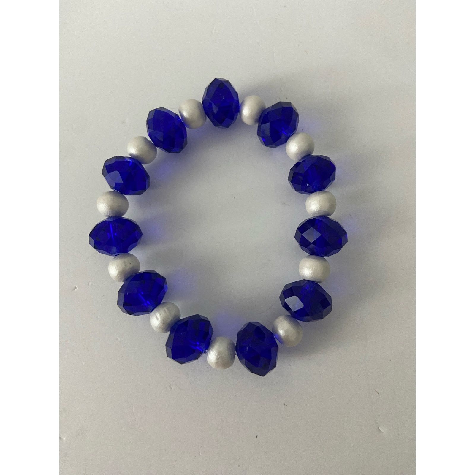 Handmade blue glass bead bracelet Size ONE SIZE - 2 Thumbnail