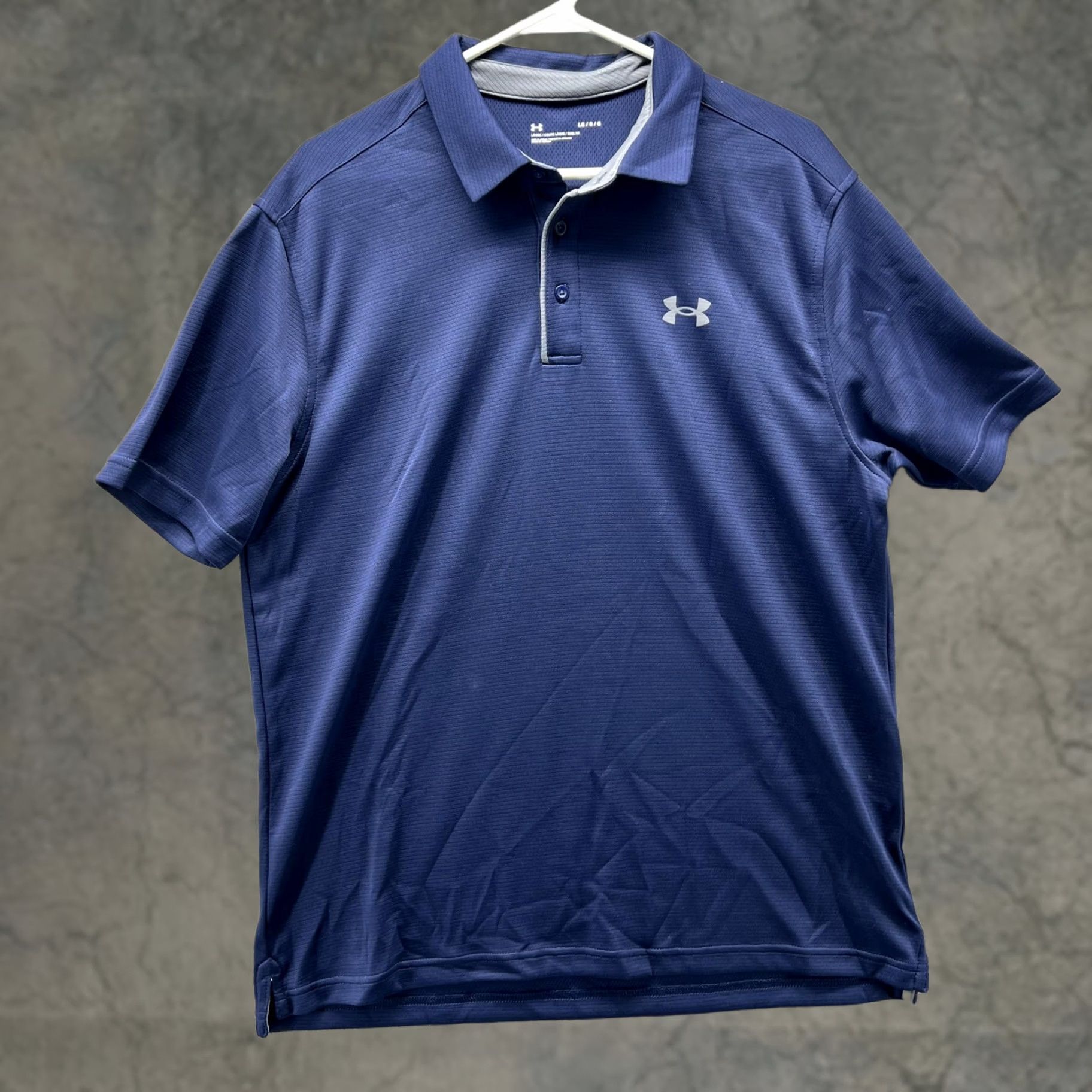 Under Armour Under Armour Polo Shirt Mens Large Blue Solid Golf Loose Fit Performance Casual Shirt Size US L / EU 52-54 / 3 - 1 Thumbnail