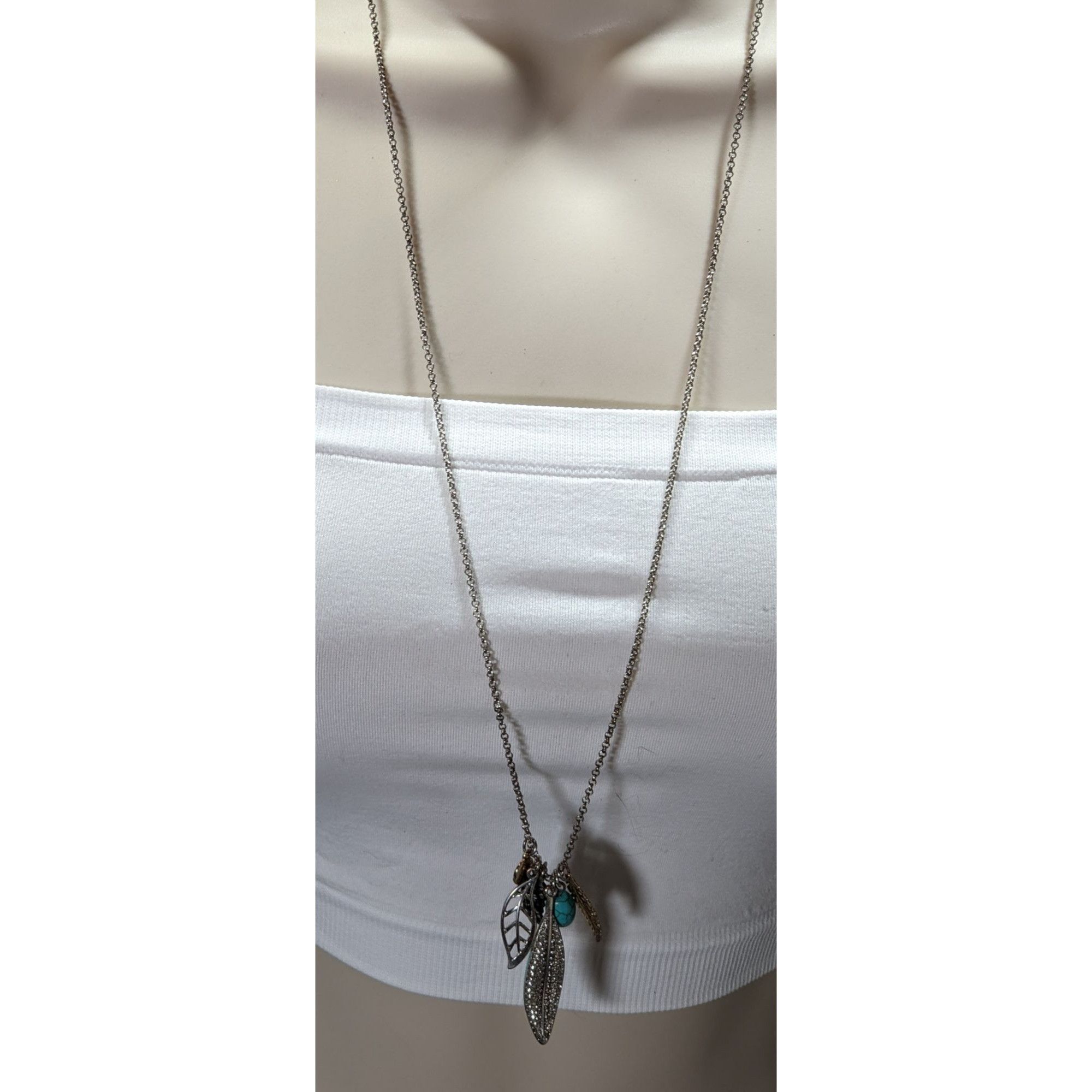 American Eagle Outfitters American Eagle Y2K Multi-Leaf And Feather Pendant Necklace W Size ONE SIZE - 3 Thumbnail