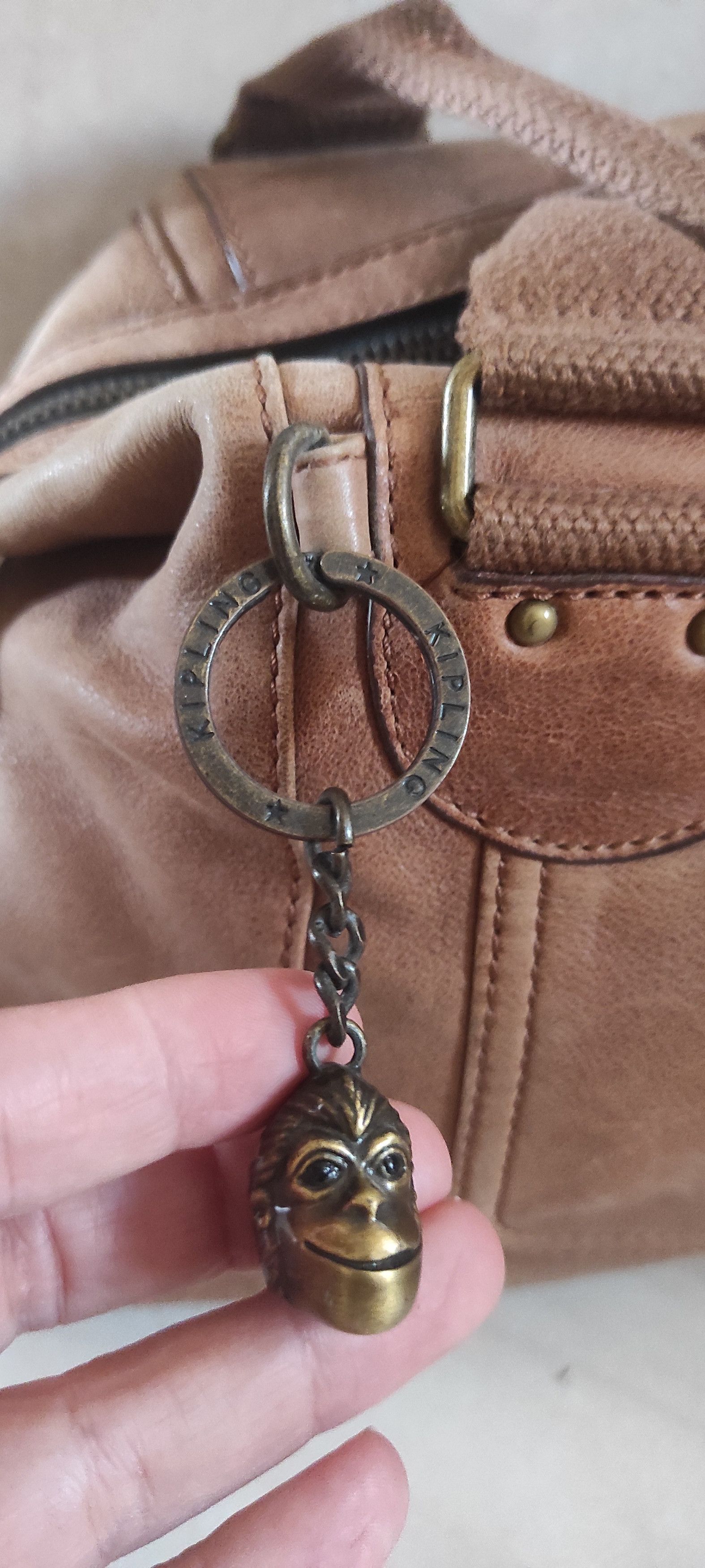 Kipling Shoulder Bag Brown Leather Brass Monkey Zip Top