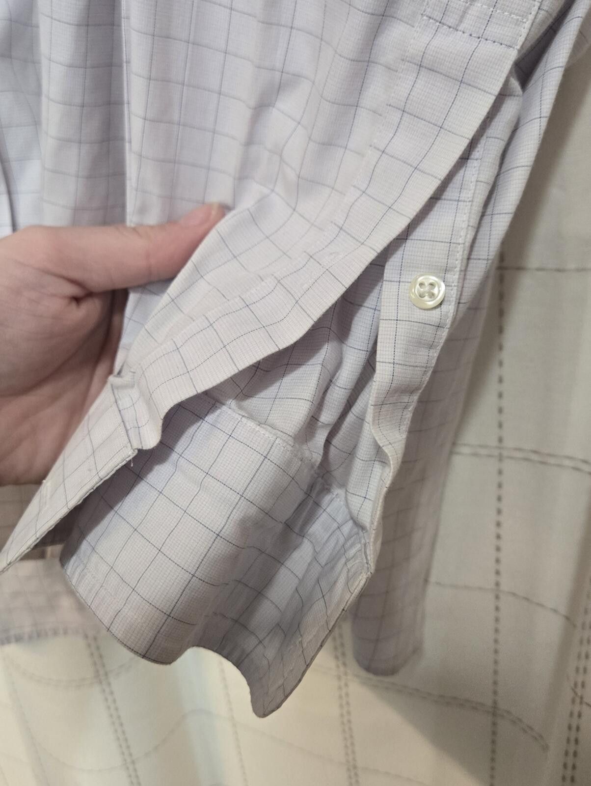 Jos. A. Bank Jos A Bank Traveler Dress Shirt Size 38R - 3 Thumbnail