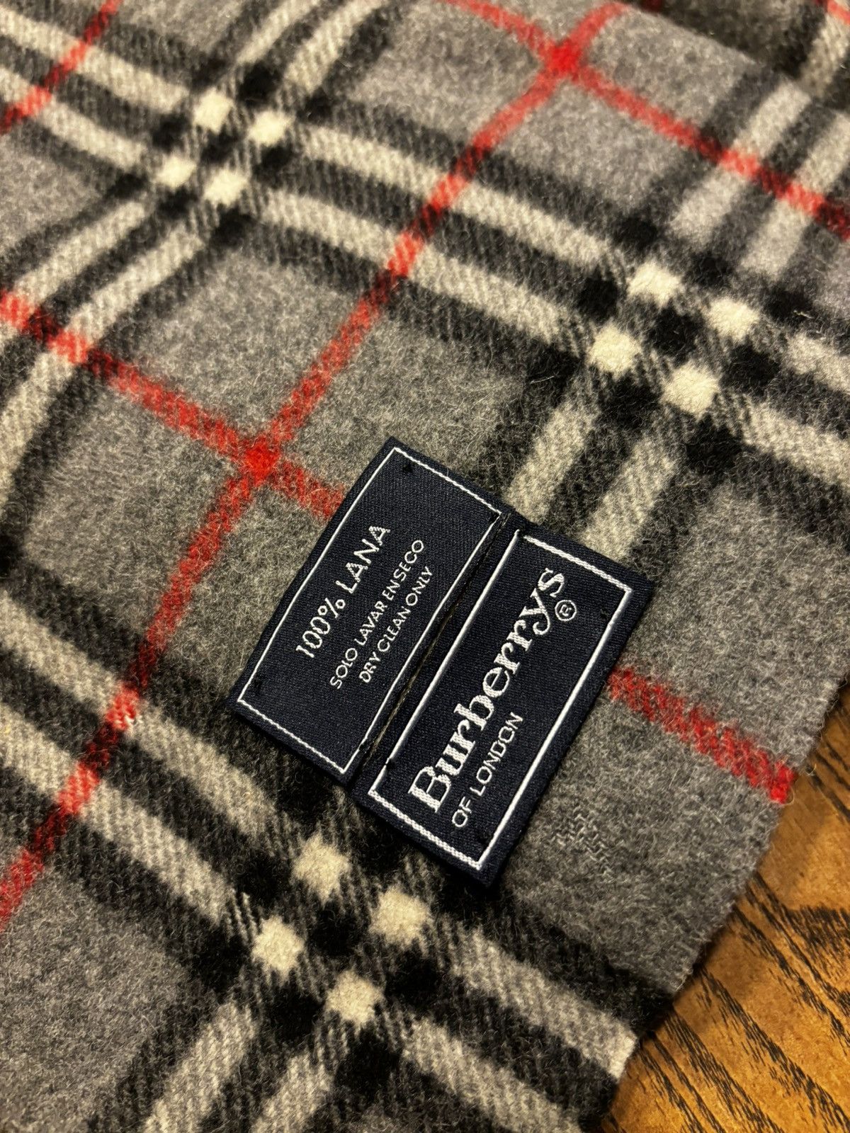 Burberry Burberry Grey Wool Nova Check Scarf Size ONE SIZE - 7 Thumbnail
