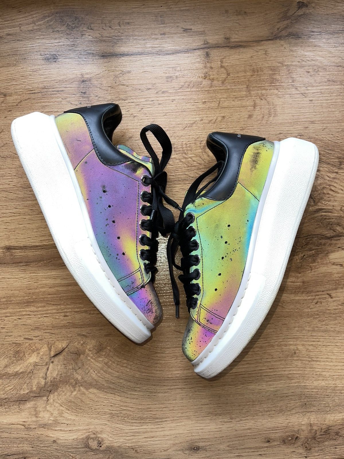 Alexander McQueen Alexander McQueen Iridescent Sneakers Beetle Black chameleon Size US 6 / IT 36 - 4 Thumbnail