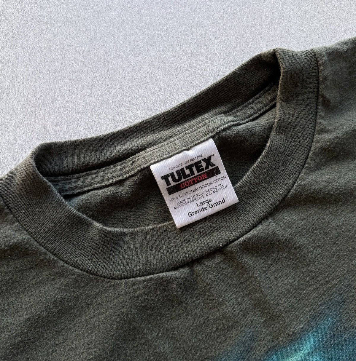 Vintage 1997 Vintage SeaWorld Shark Tee Size US L / EU 52-54 / 3 - 6 Thumbnail