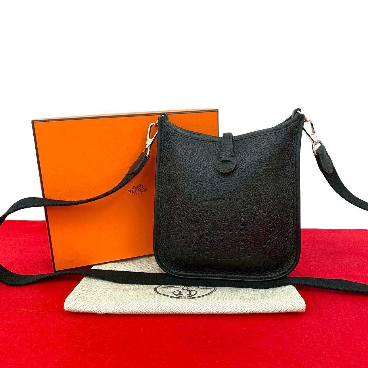 Hermes Hermes Hermes Evelyne Taurillon Clemence Leather Mini Shoulder Bag Leather Shoulder Bag Stamp U (2022) DUTY FREE for USA Size ONE SIZE - 1 Thumbnail