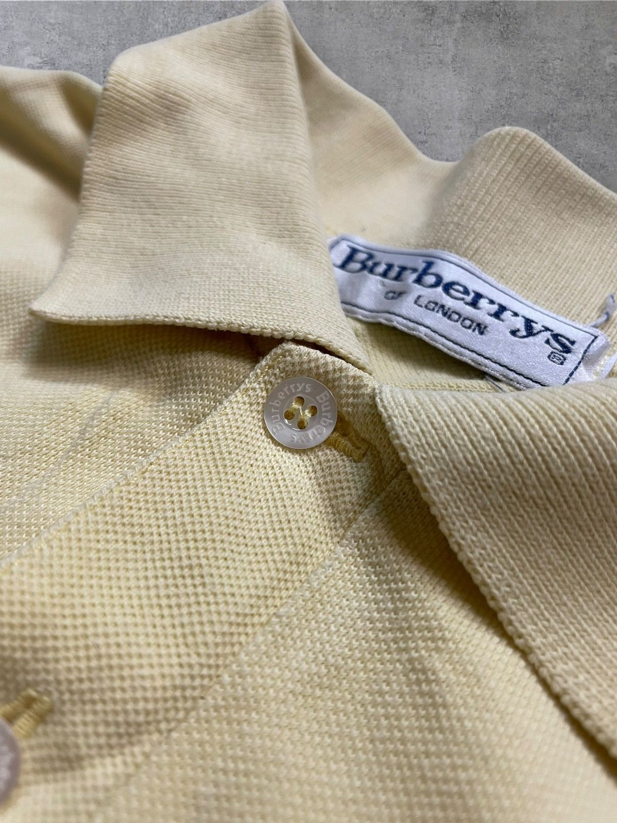 Burberry Burberry London Yellow Polo Size US L / EU 52-54 / 3 - 5 Thumbnail
