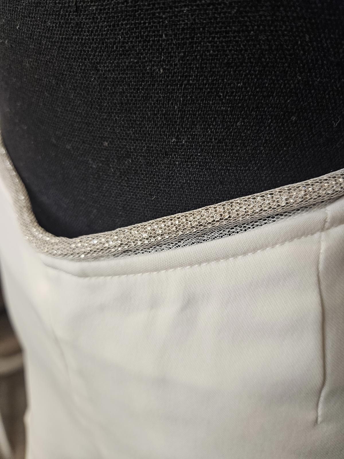 Designer Nwt White High-Waisted Shorts with Bling Trim #556 Size 32" / US 10 / IT 46 - 9 Thumbnail