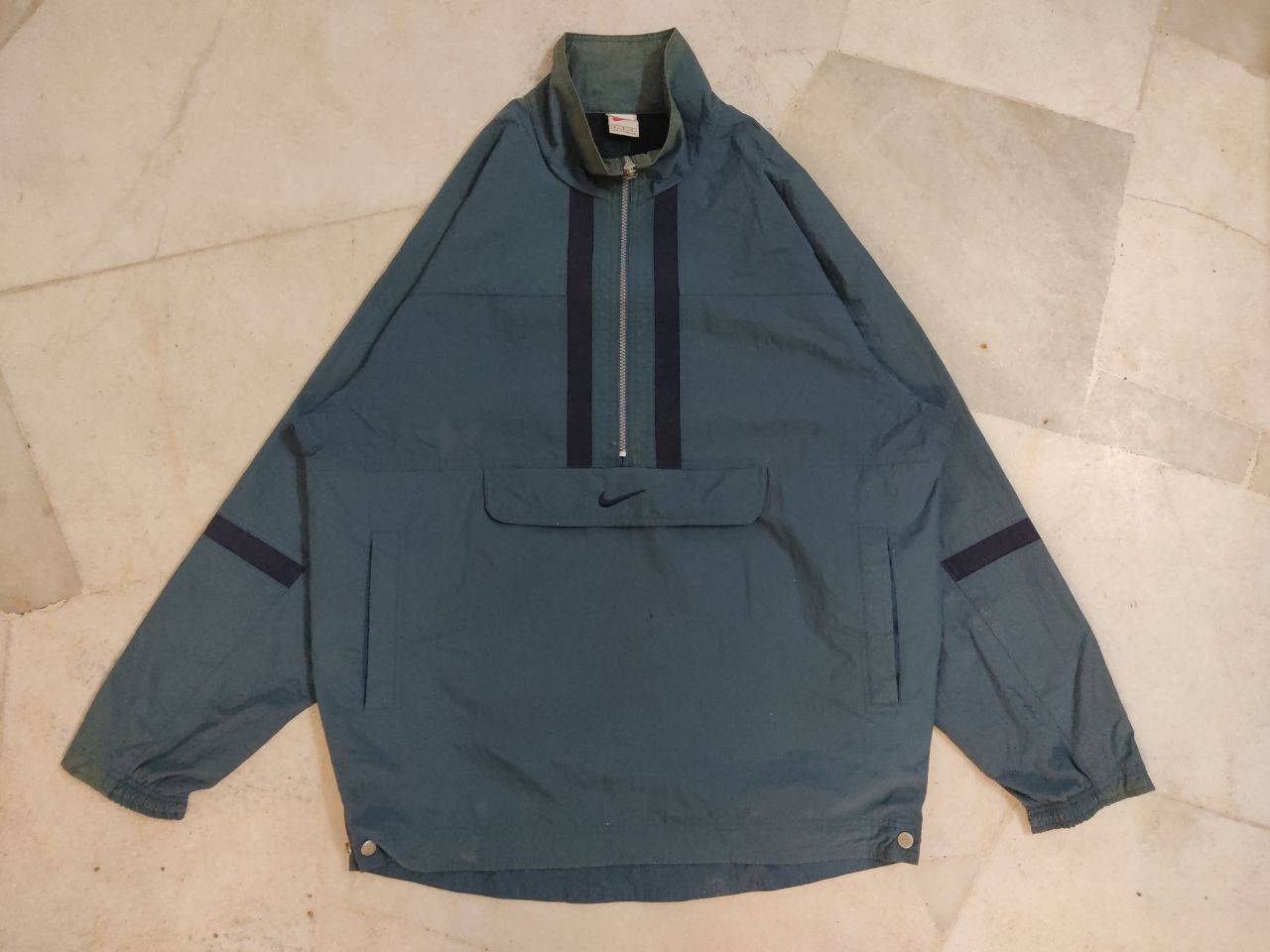 Nike Vintage 90s Nike Center Swoosh Half Zipper Light Jacket Size US L / EU 52-54 / 3 - 2 Thumbnail