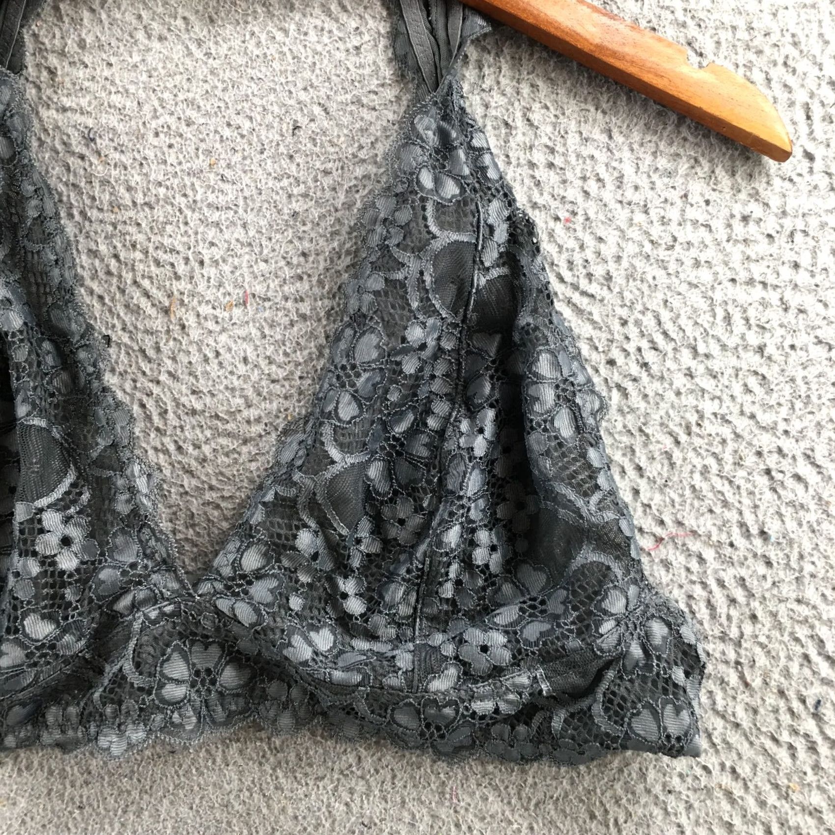 Free People Free People Lace Halter Bralette Gray Hook & Eye Wireless No Padding Womens S Bralette Size ONE SIZE - 3 Thumbnail